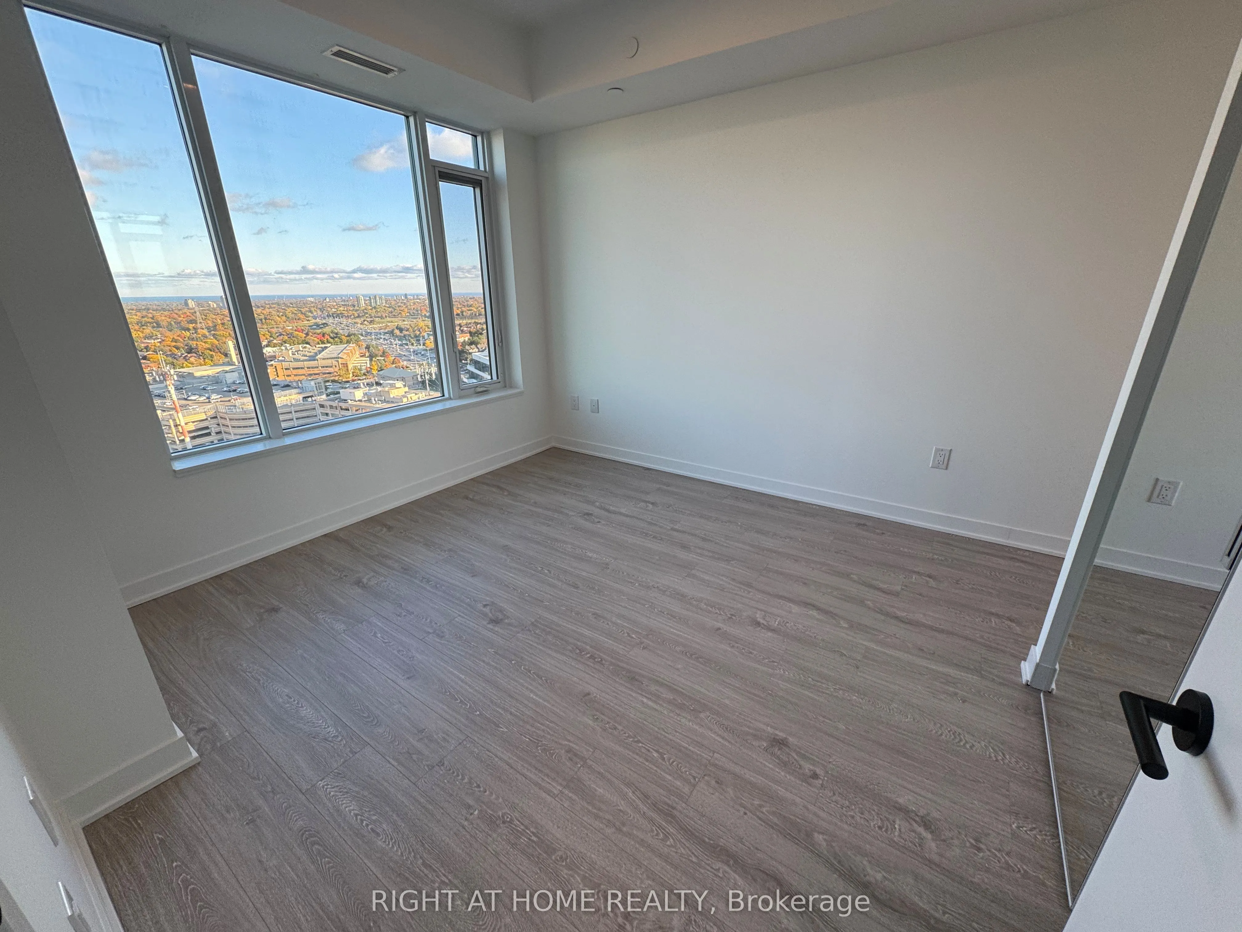 2495 Eglinton Avenue W, #2111