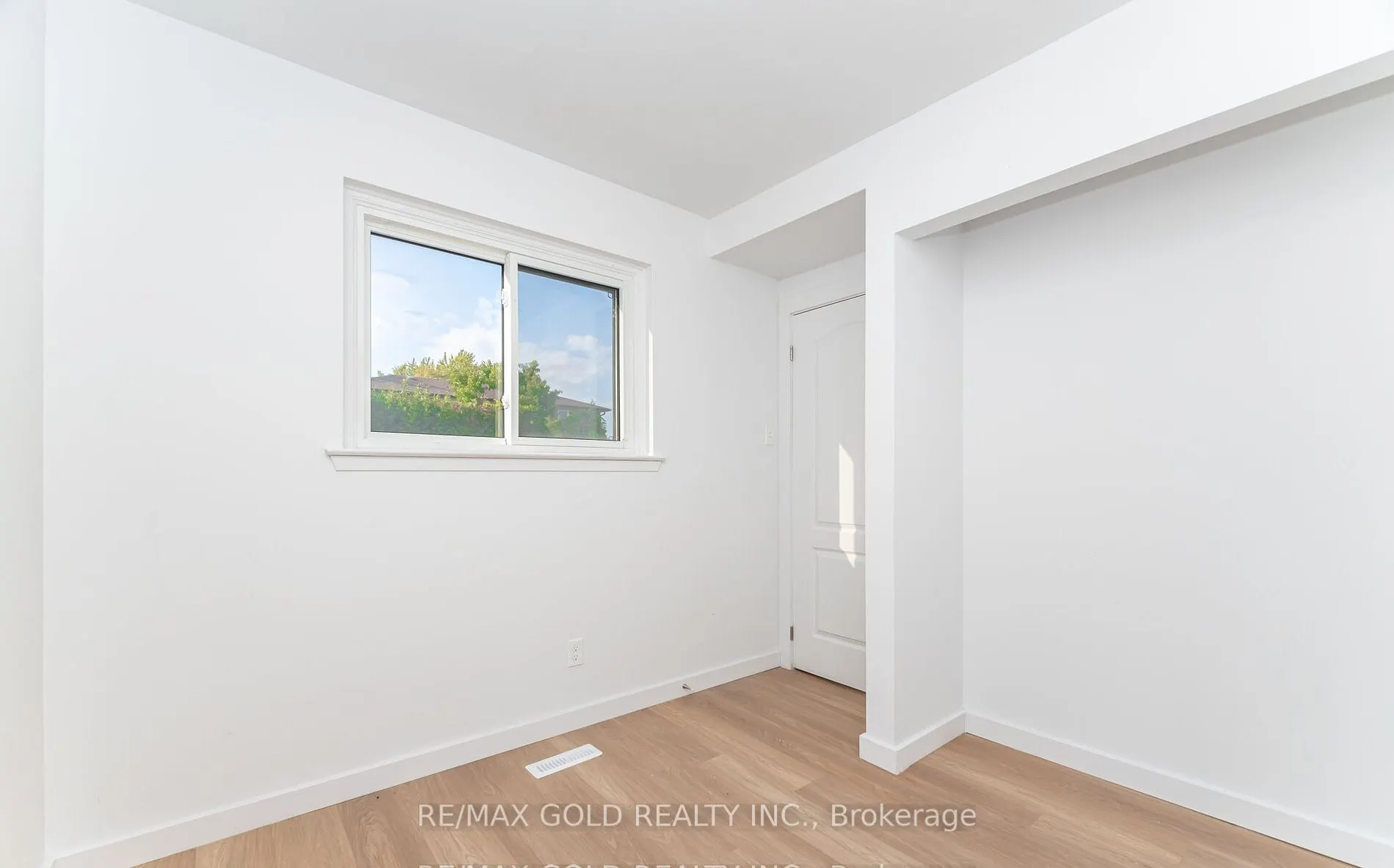 3309 Jolliffe Avenue