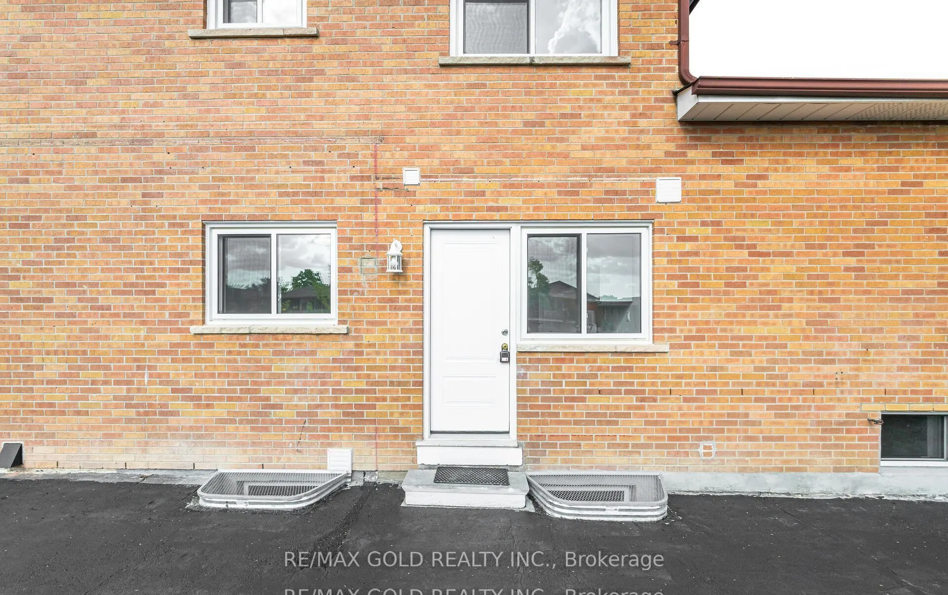 3309 Jolliffe Avenue