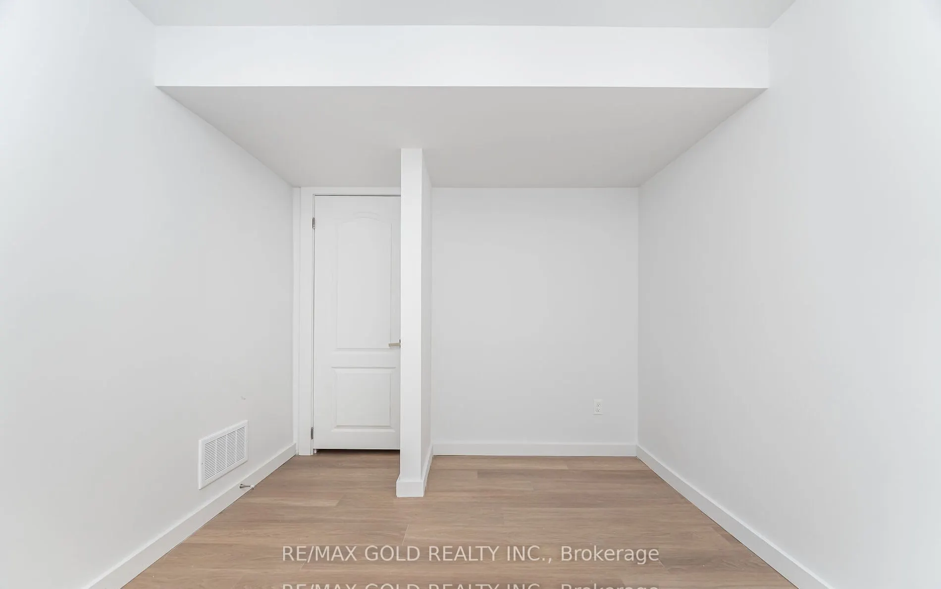 3309 Jolliffe Avenue