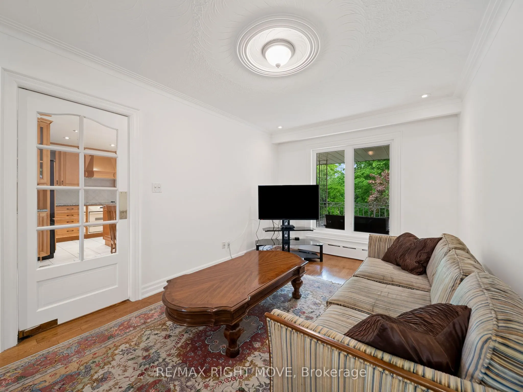 22 Ladyshot Crescent