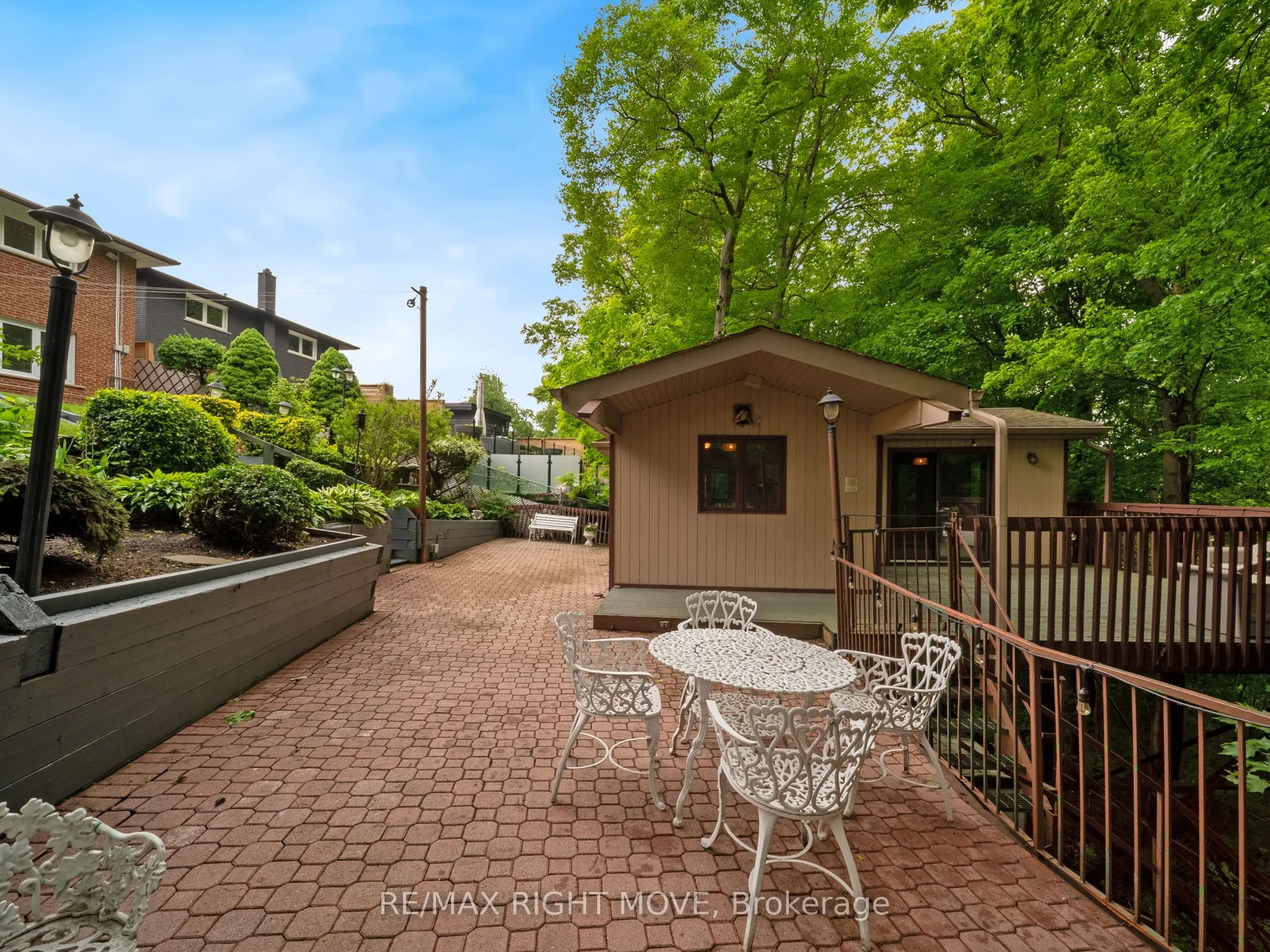 22 Ladyshot Crescent