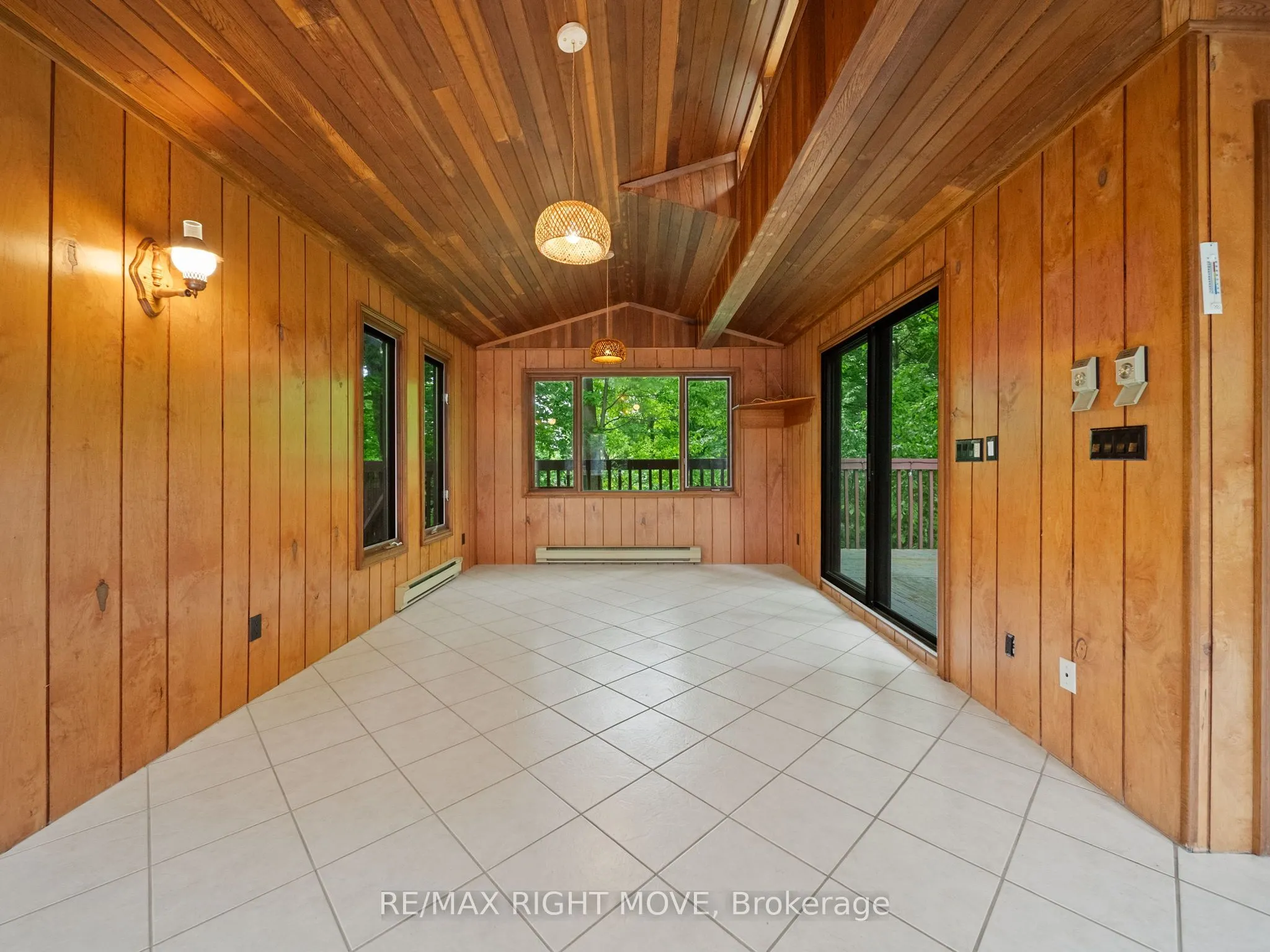 22 Ladyshot Crescent