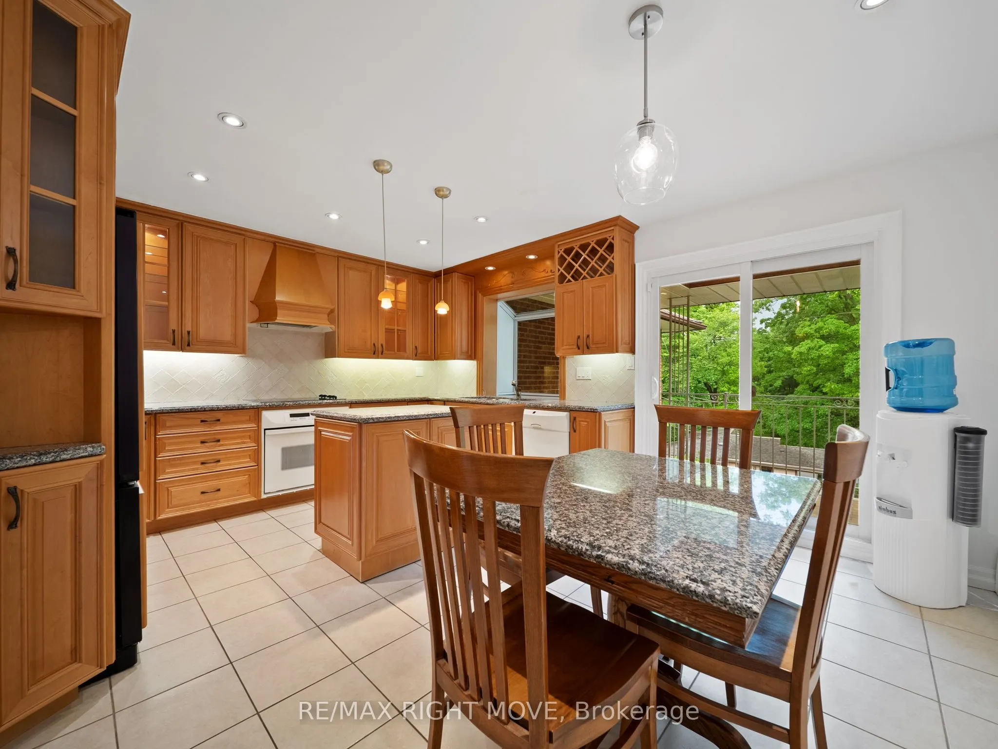 22 Ladyshot Crescent