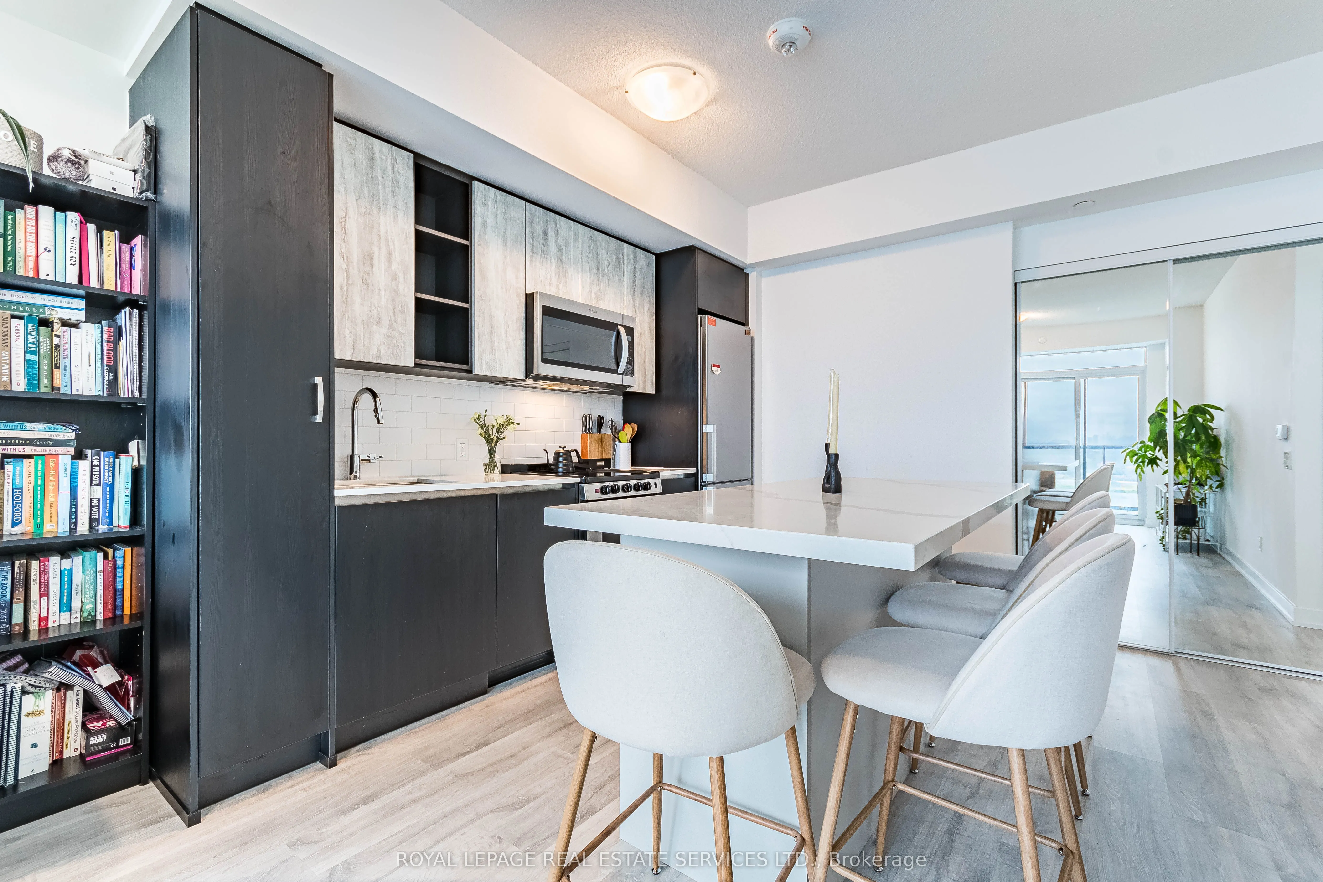 251 Manitoba Street, #1509