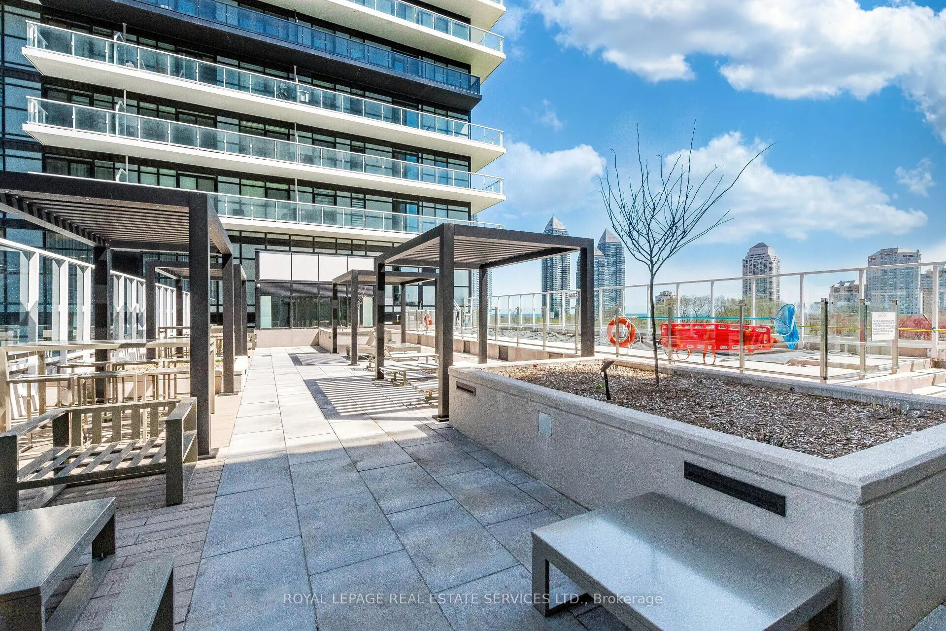 251 Manitoba Street, #1509