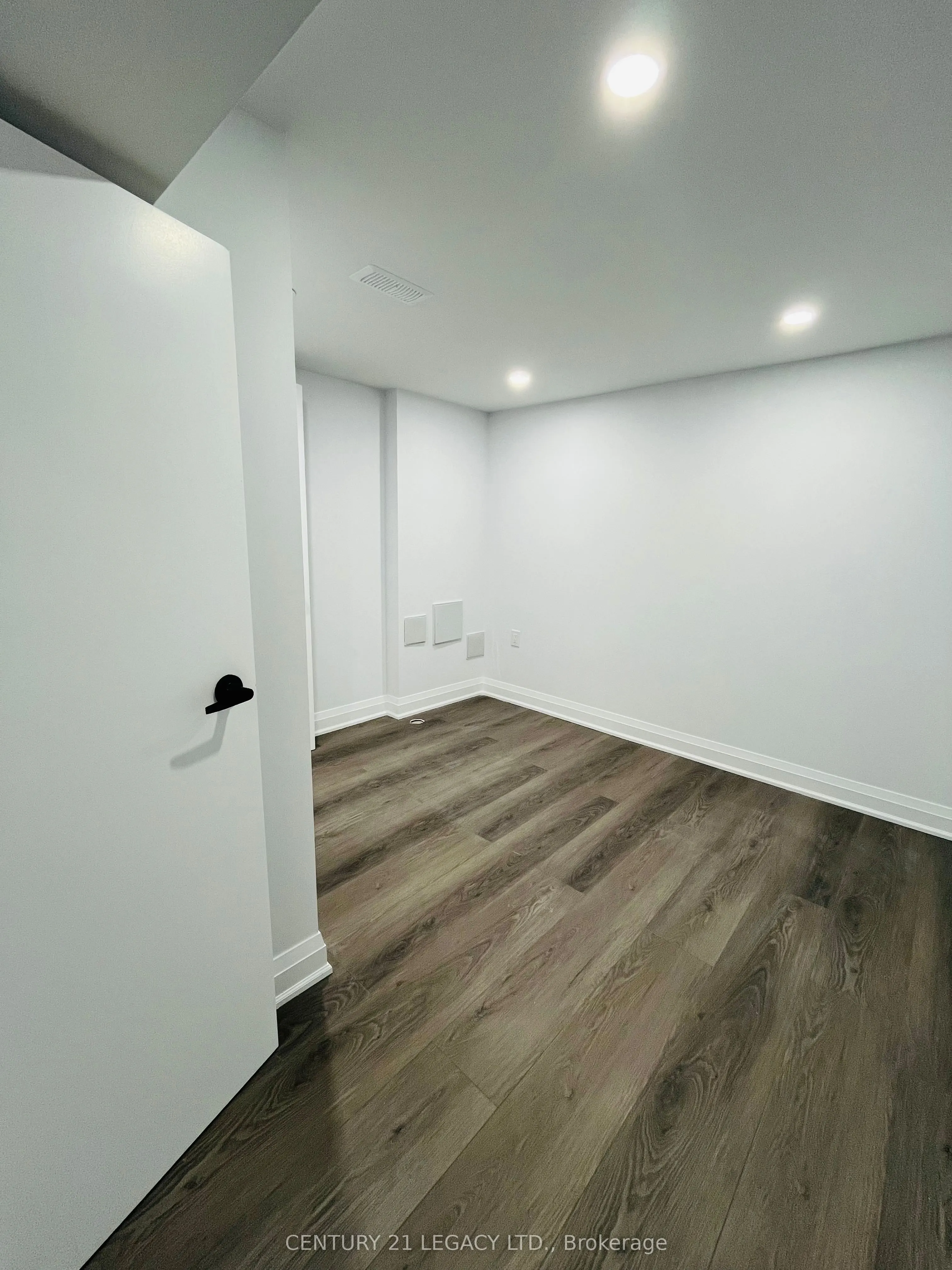 26 Epsom Downs Drive