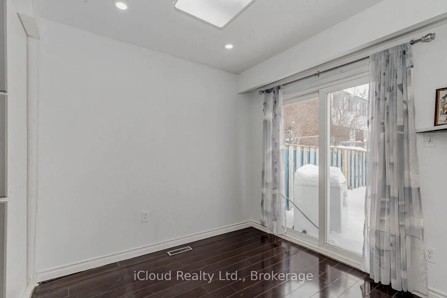 7406 Darcel Avenue E, #Unit 1