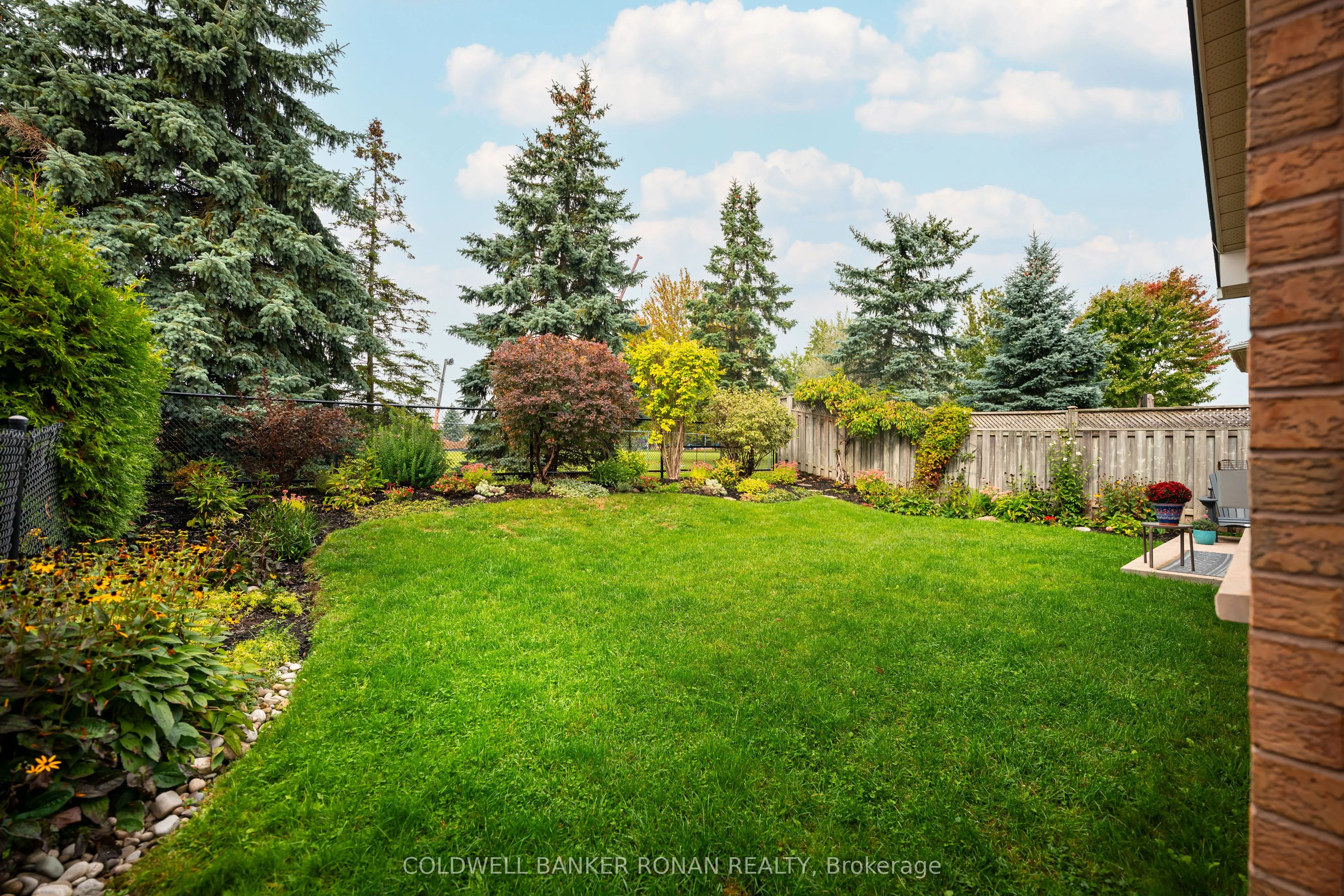 44 Baccarat Crescent