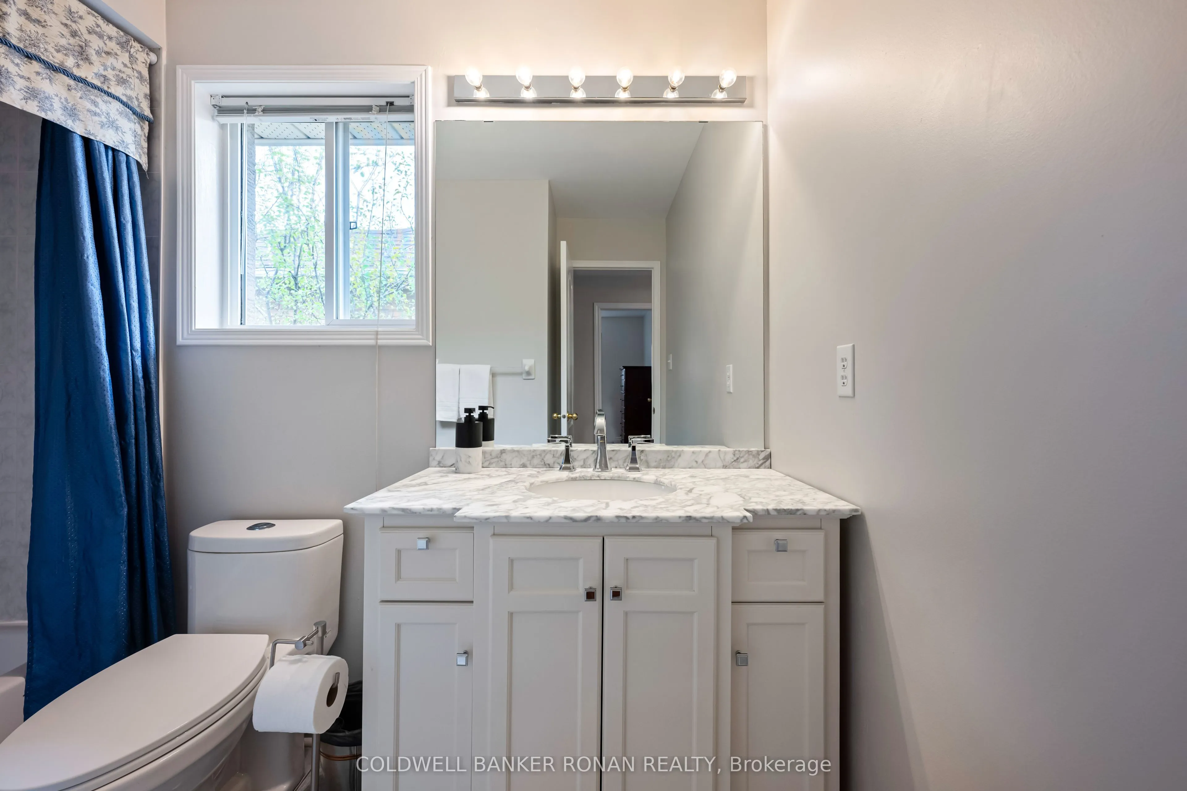 44 Baccarat Crescent