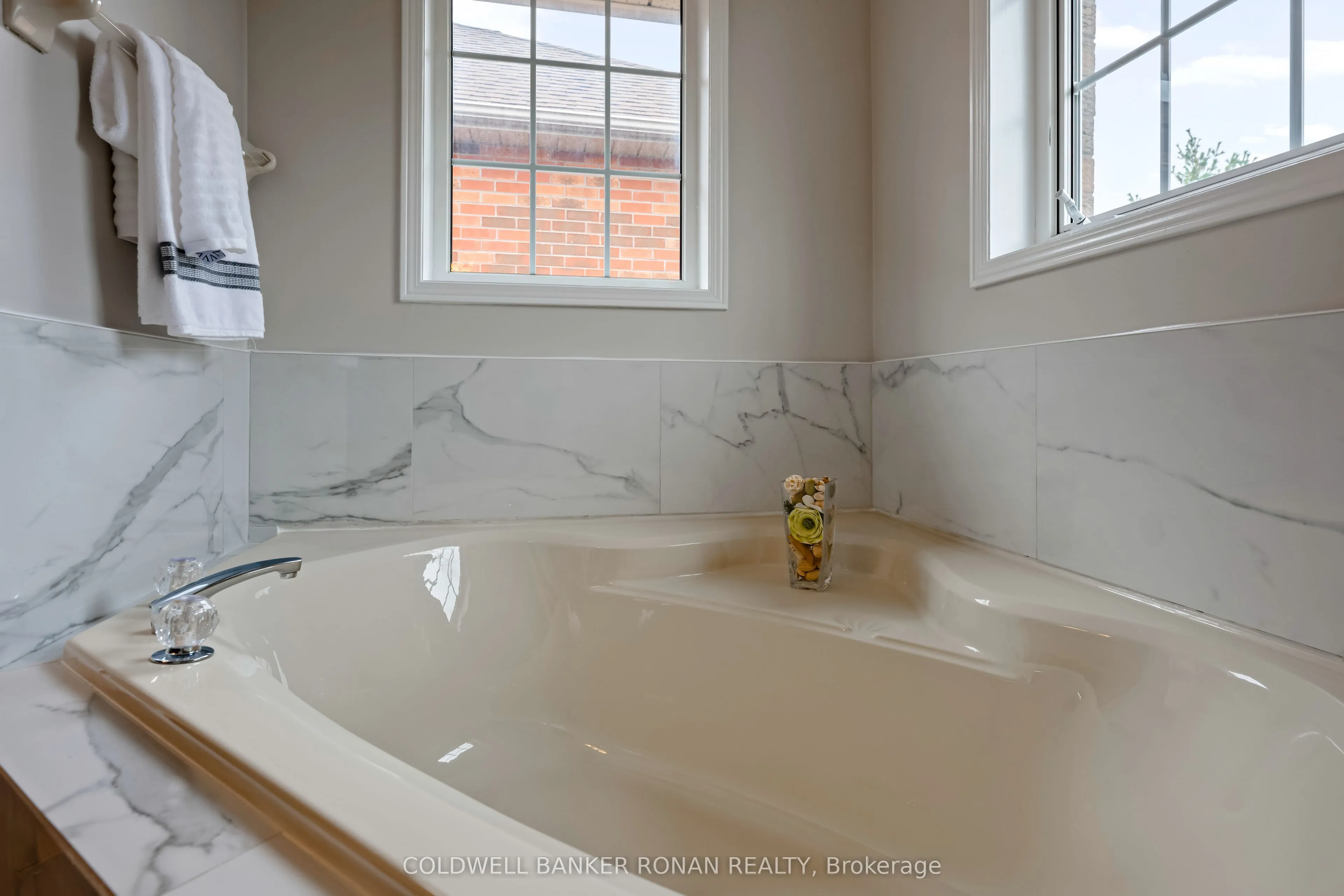 44 Baccarat Crescent