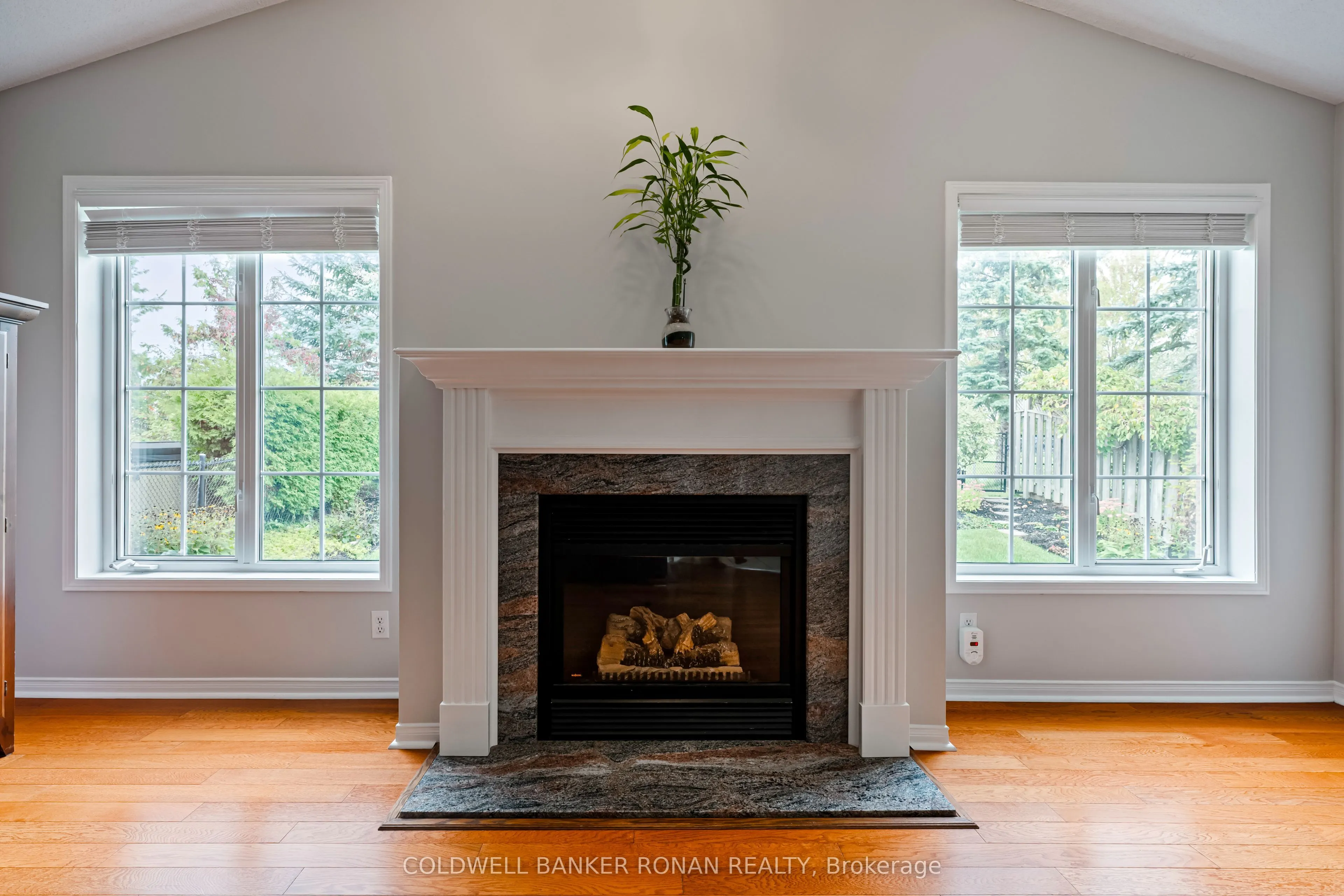 44 Baccarat Crescent