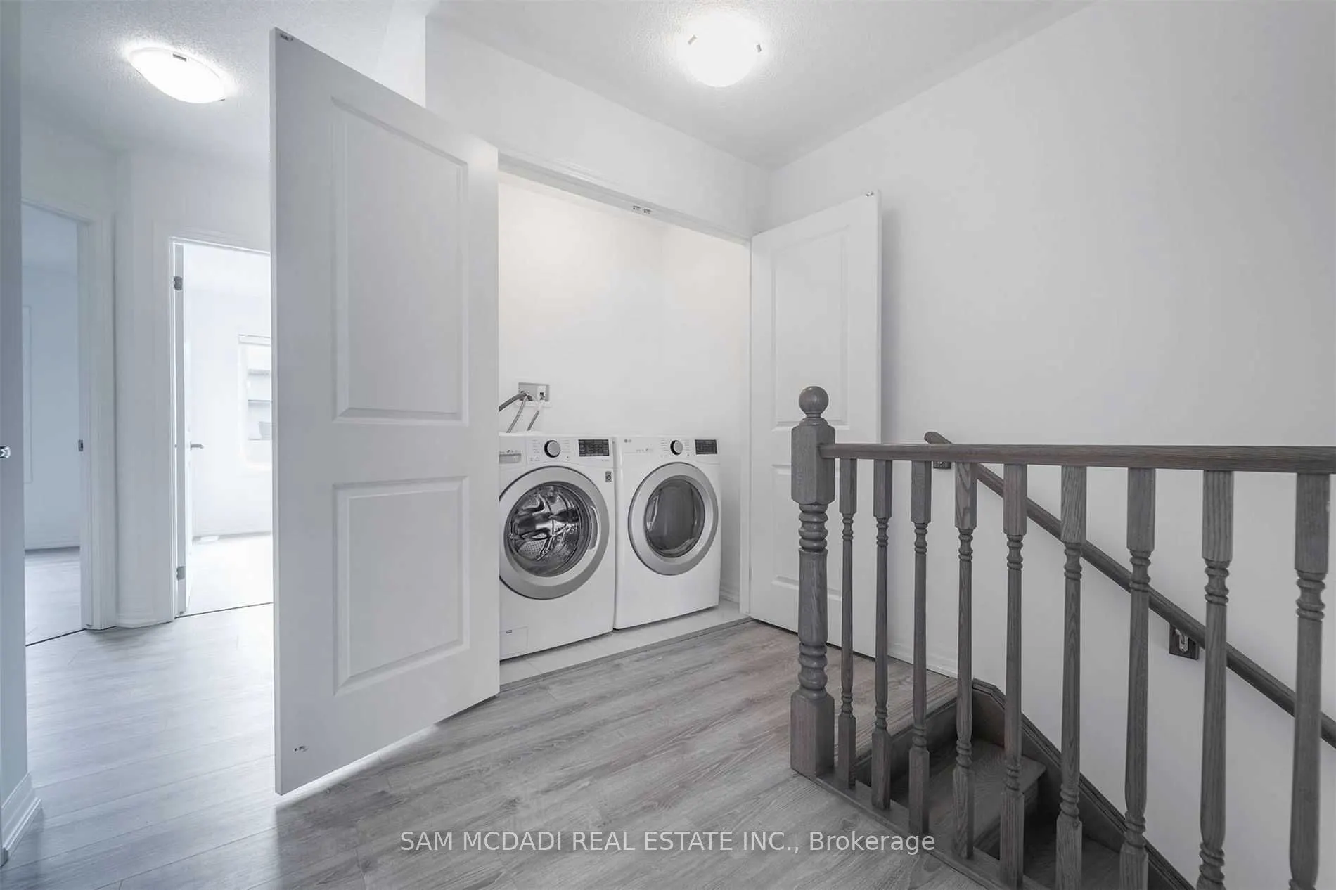 70 Huguenot Road, #59