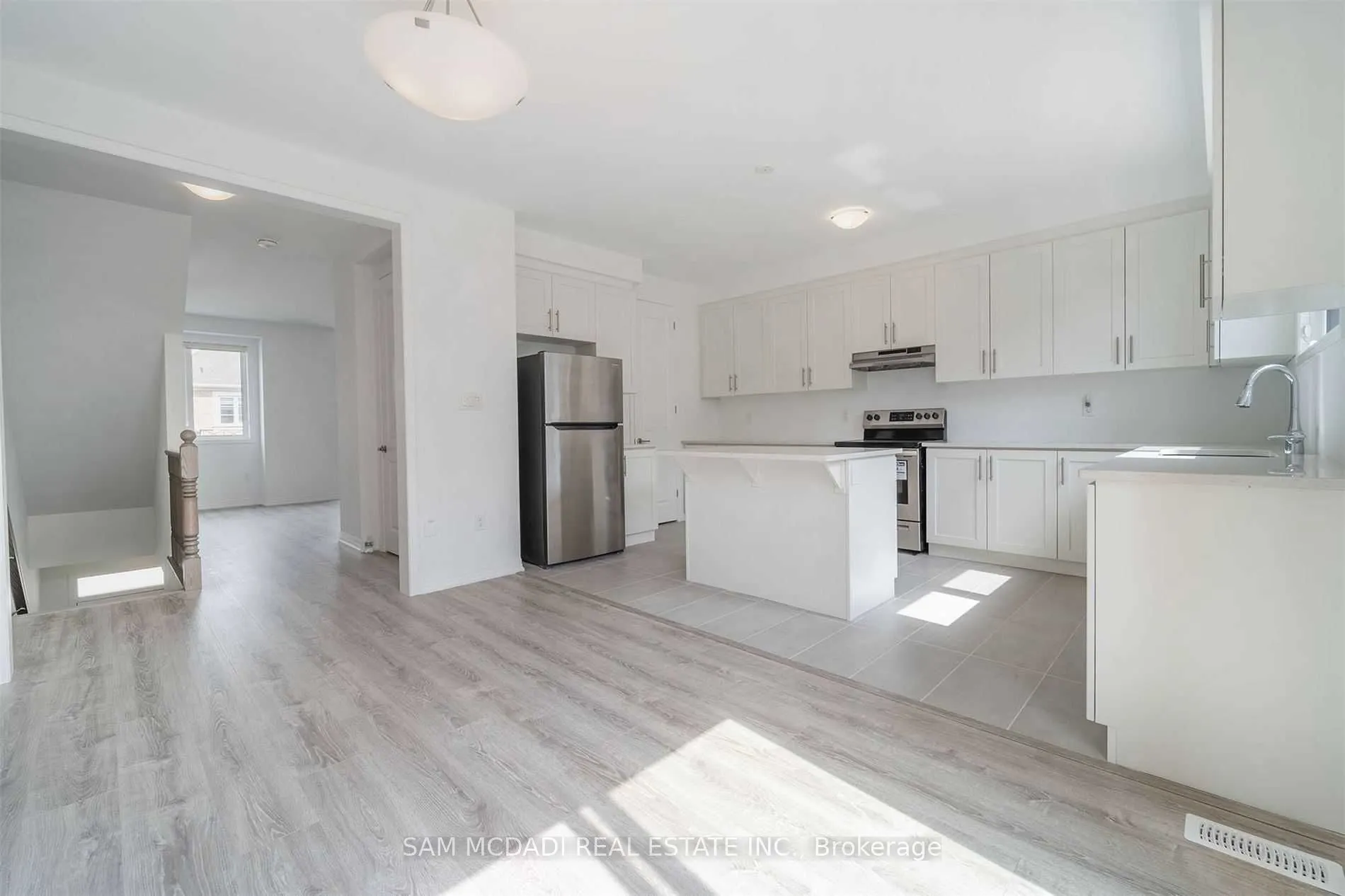 70 Huguenot Road, #59