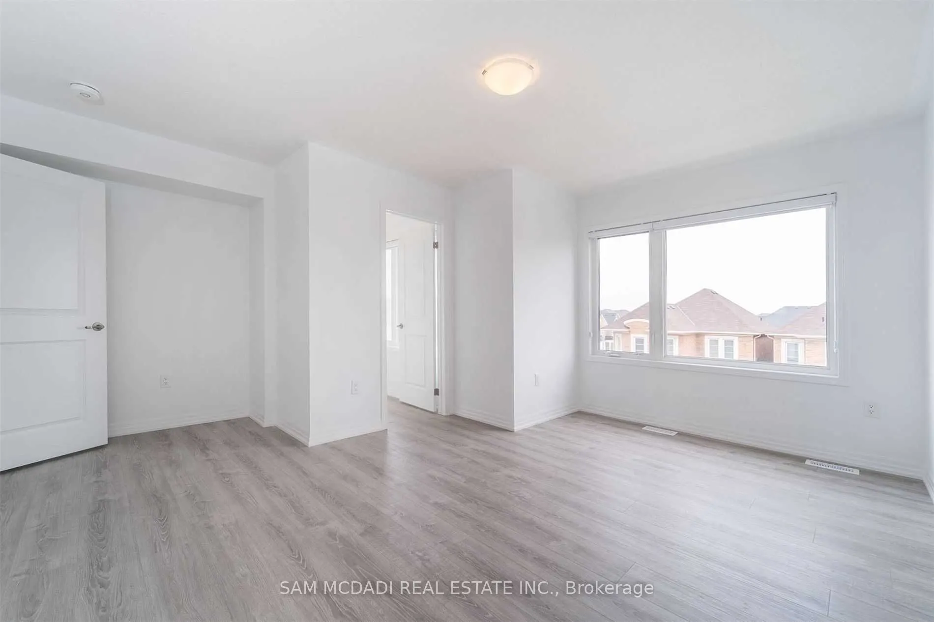 70 Huguenot Road, #59