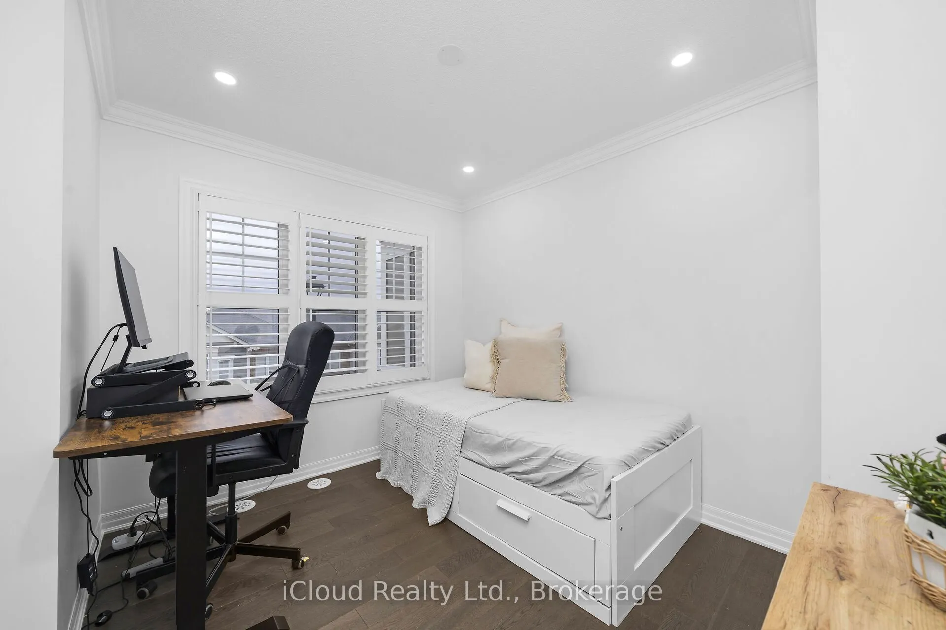 1000 Asleton Boulevard, #142