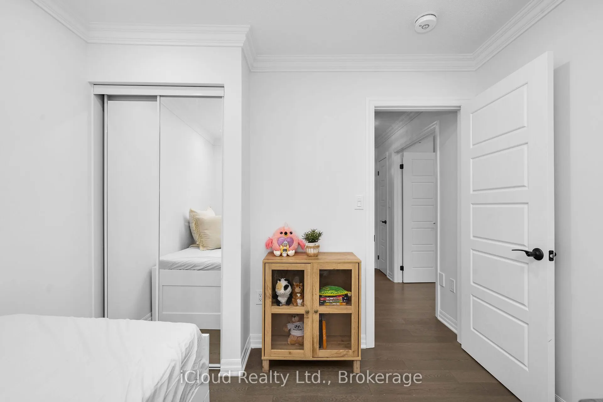 1000 Asleton Boulevard, #142