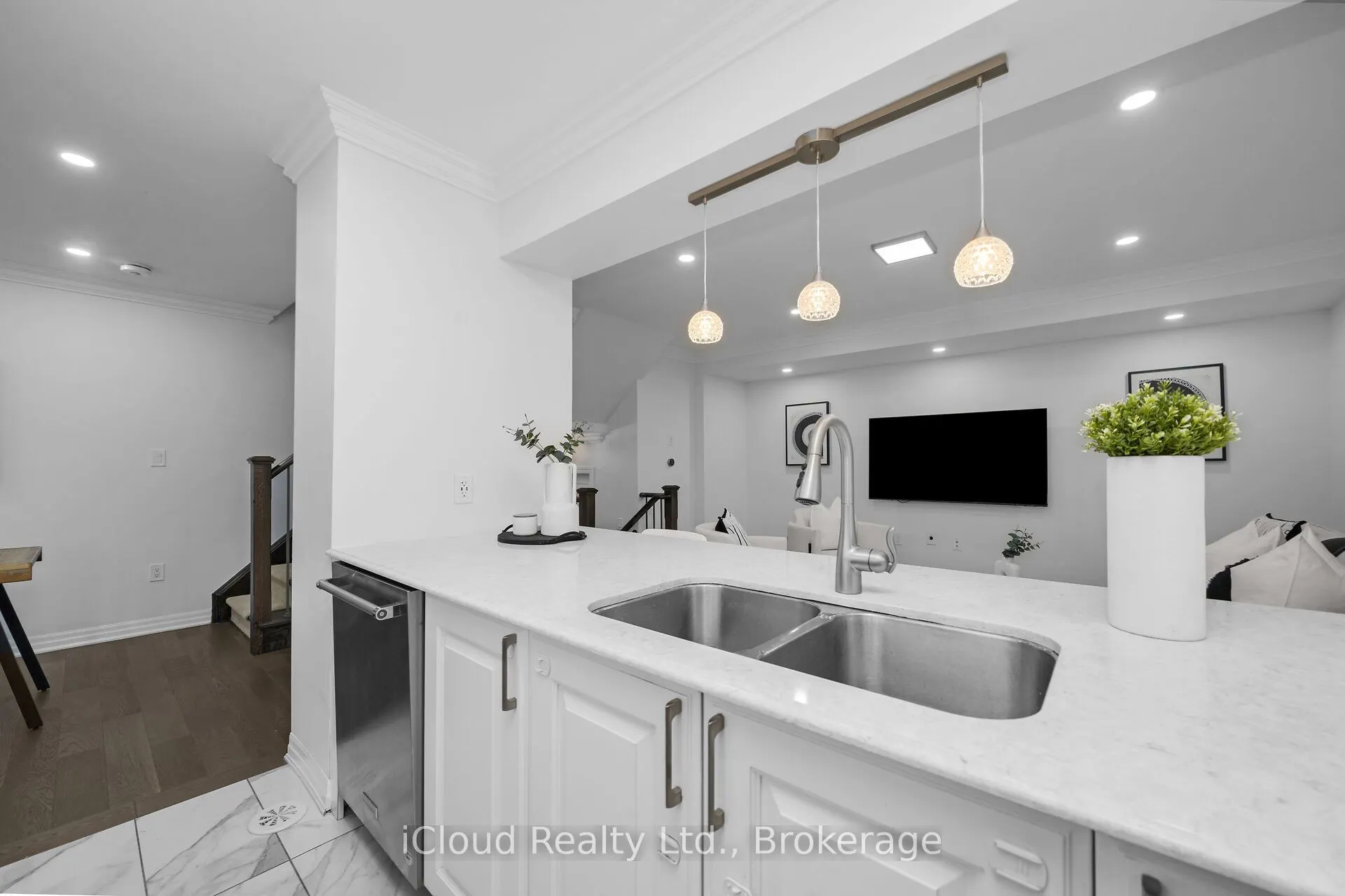 1000 Asleton Boulevard, #142