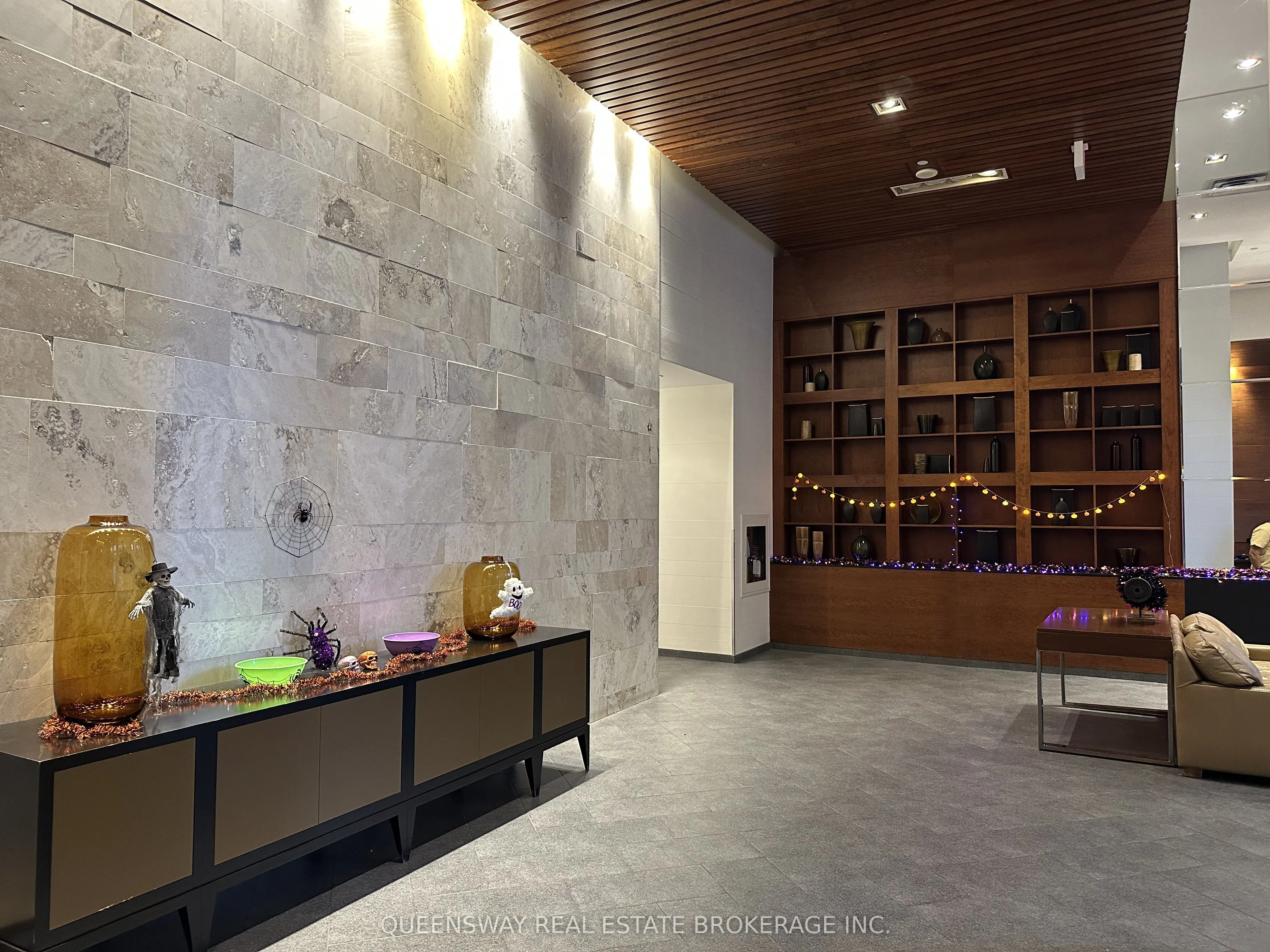 4090 Living Arts Drive, #1507