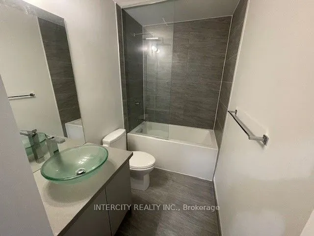 297 Oak Walk Drive, #409