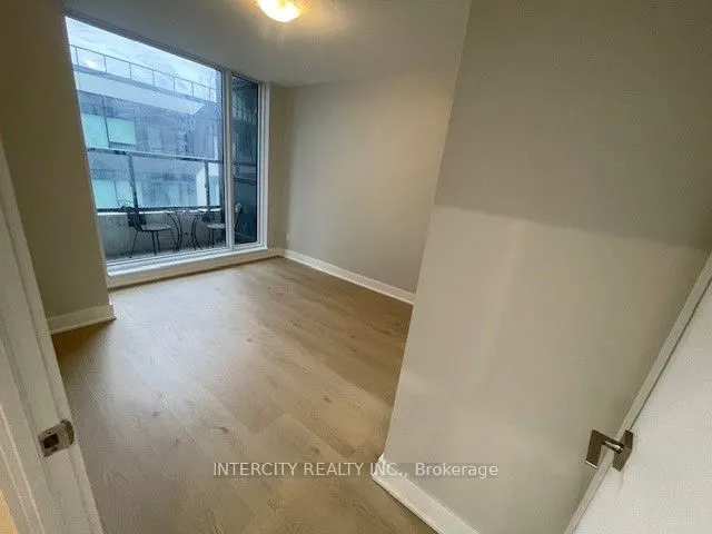 297 Oak Walk Drive, #409