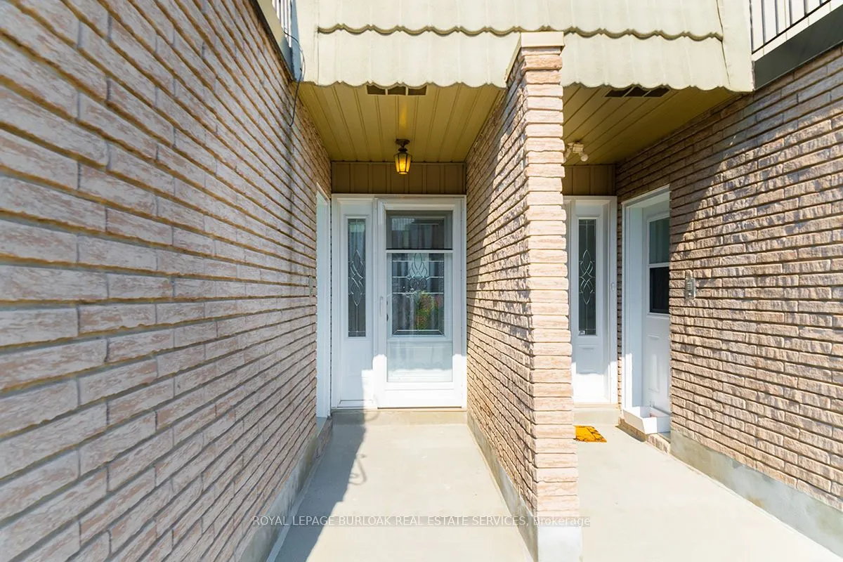 1011 White Oak Drive, #2