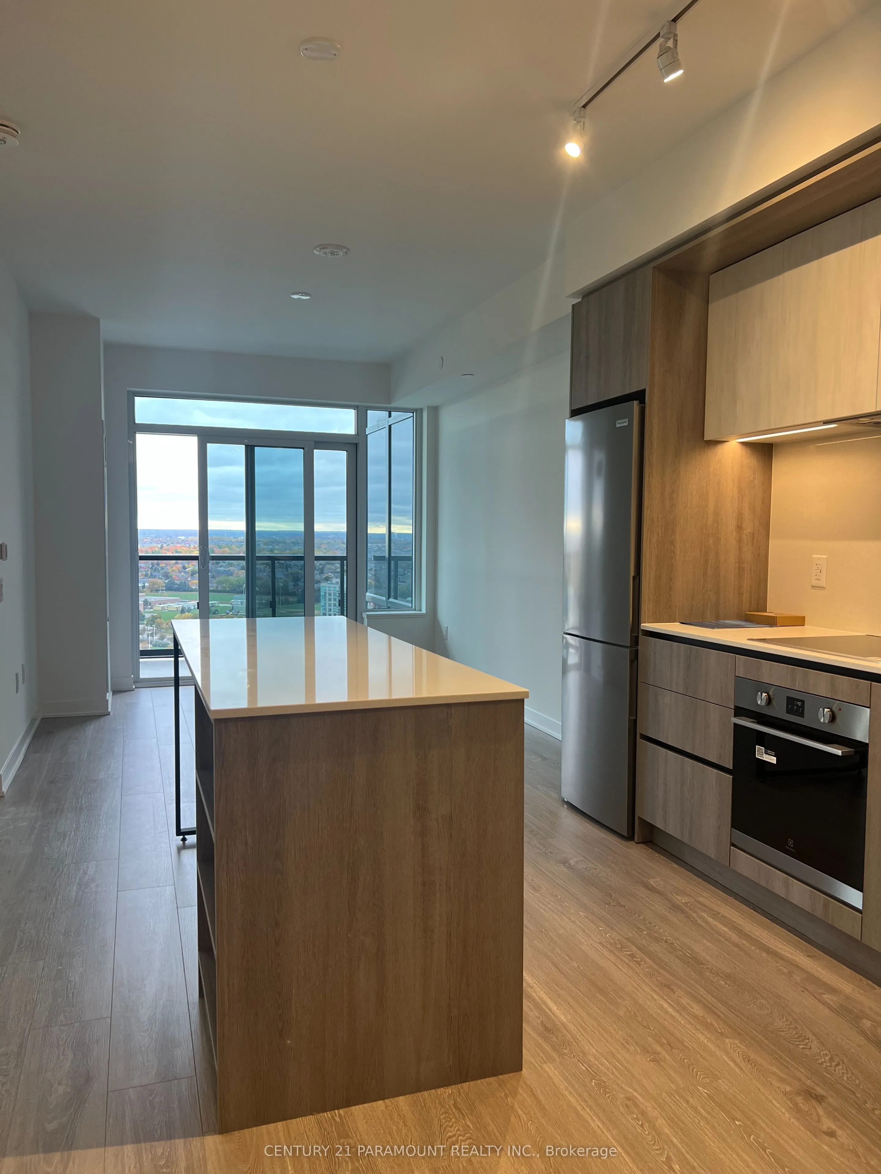 2495 Eglinton Avenue W, #2206