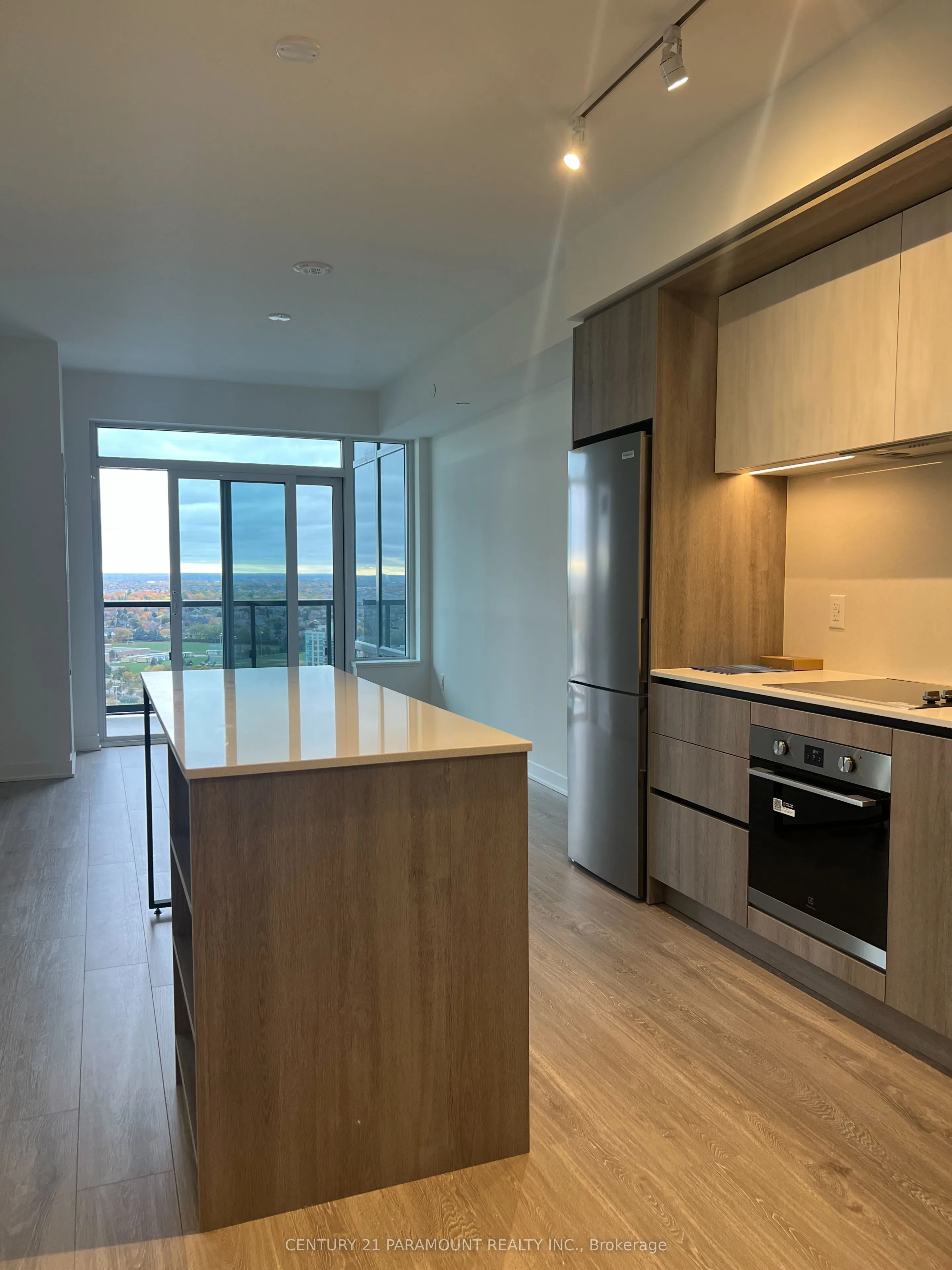 2495 Eglinton Avenue W, #2206