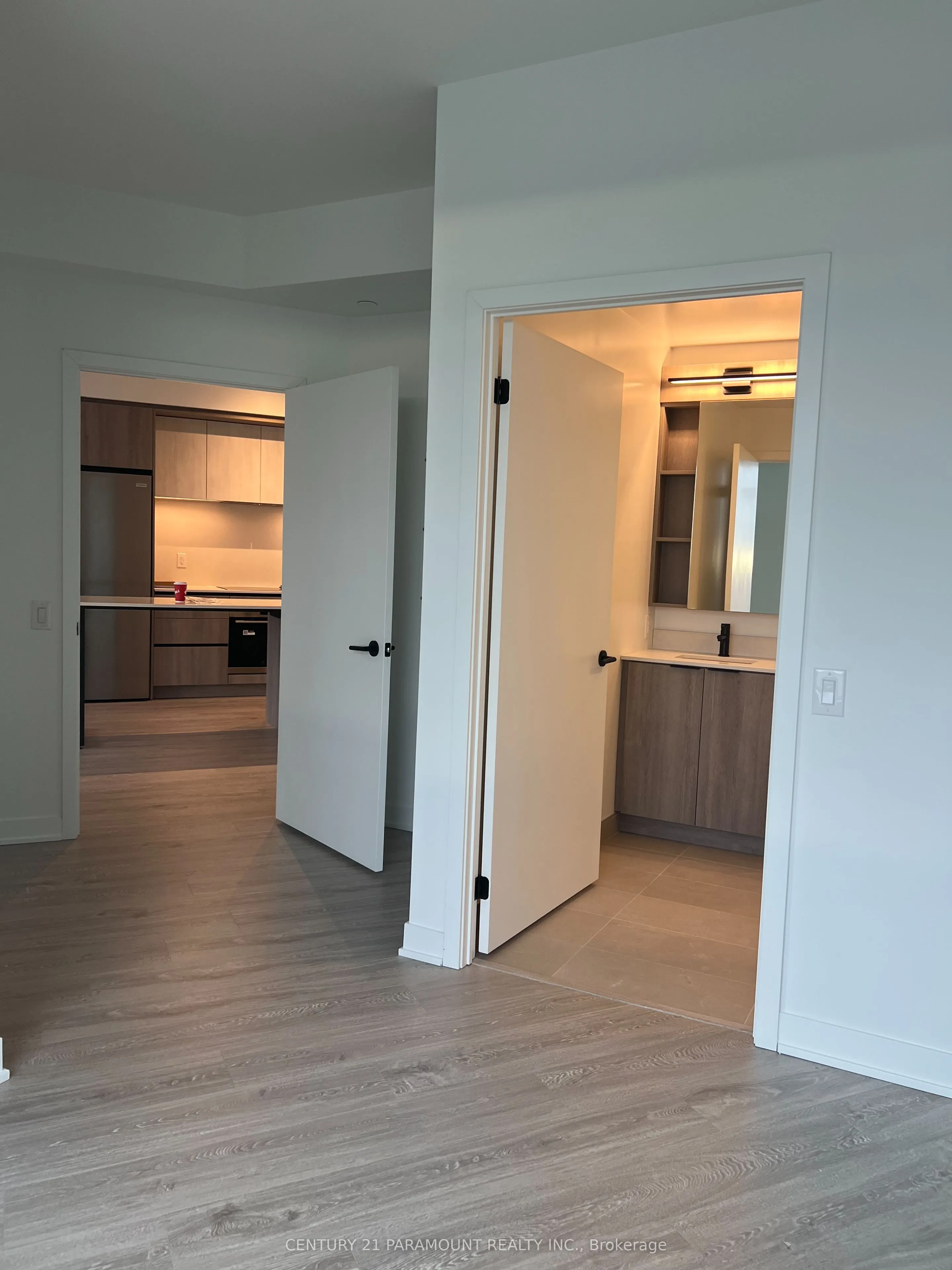 2495 Eglinton Avenue W, #2206