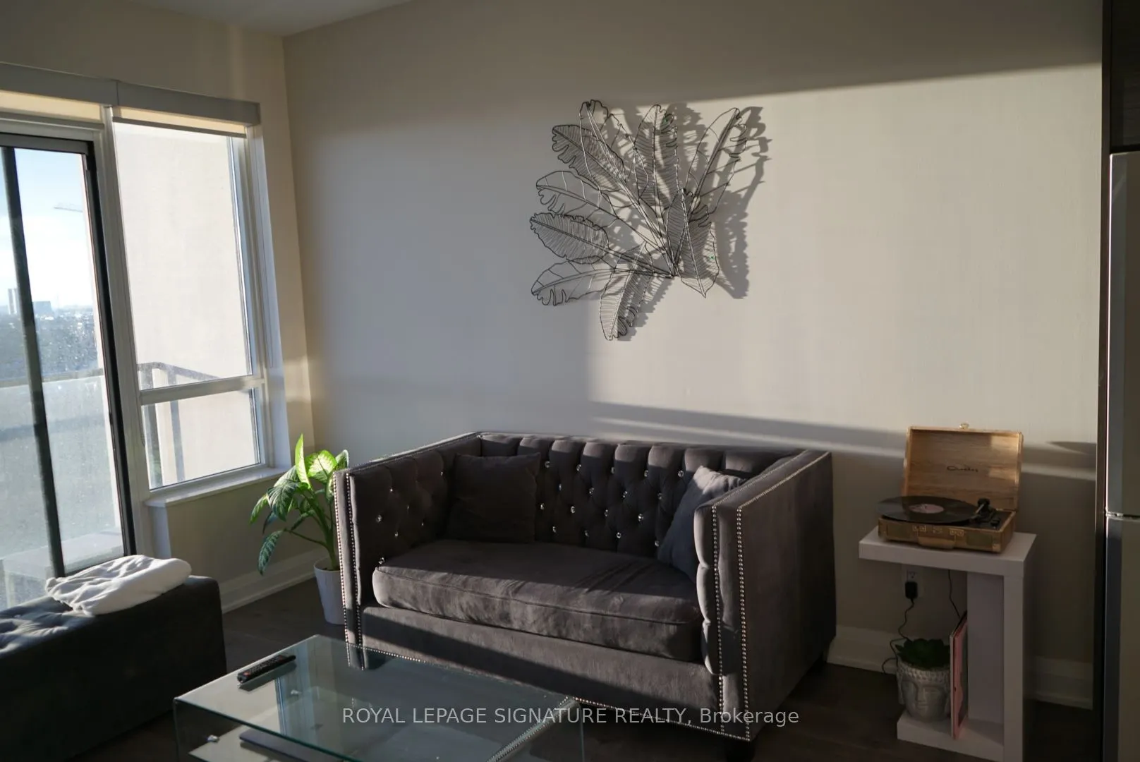 36 Park Lawn Road, #1104