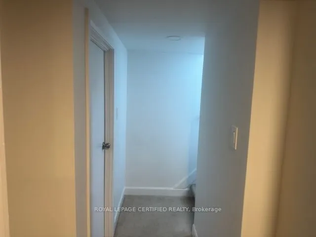 6 Prince Charles Drive, #Lower