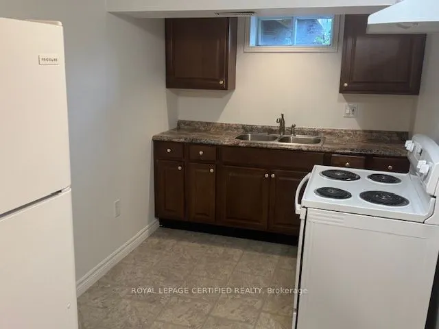 6 Prince Charles Drive, #Lower