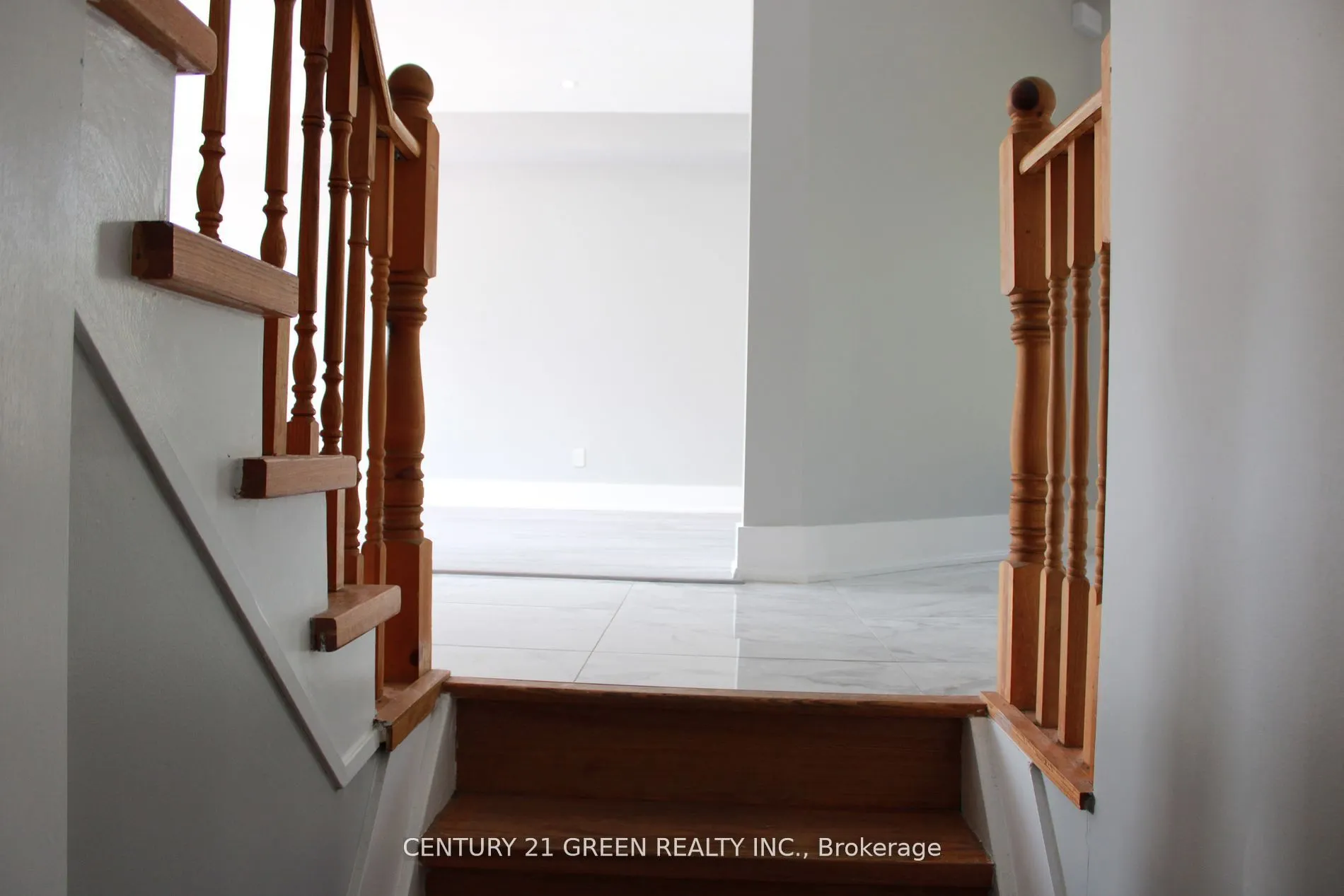 7306 Aldercrest Drive