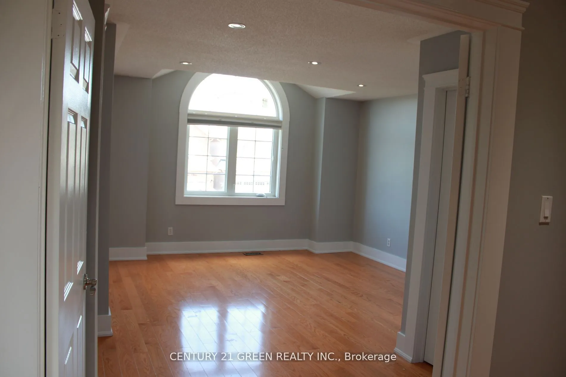 7306 Aldercrest Drive