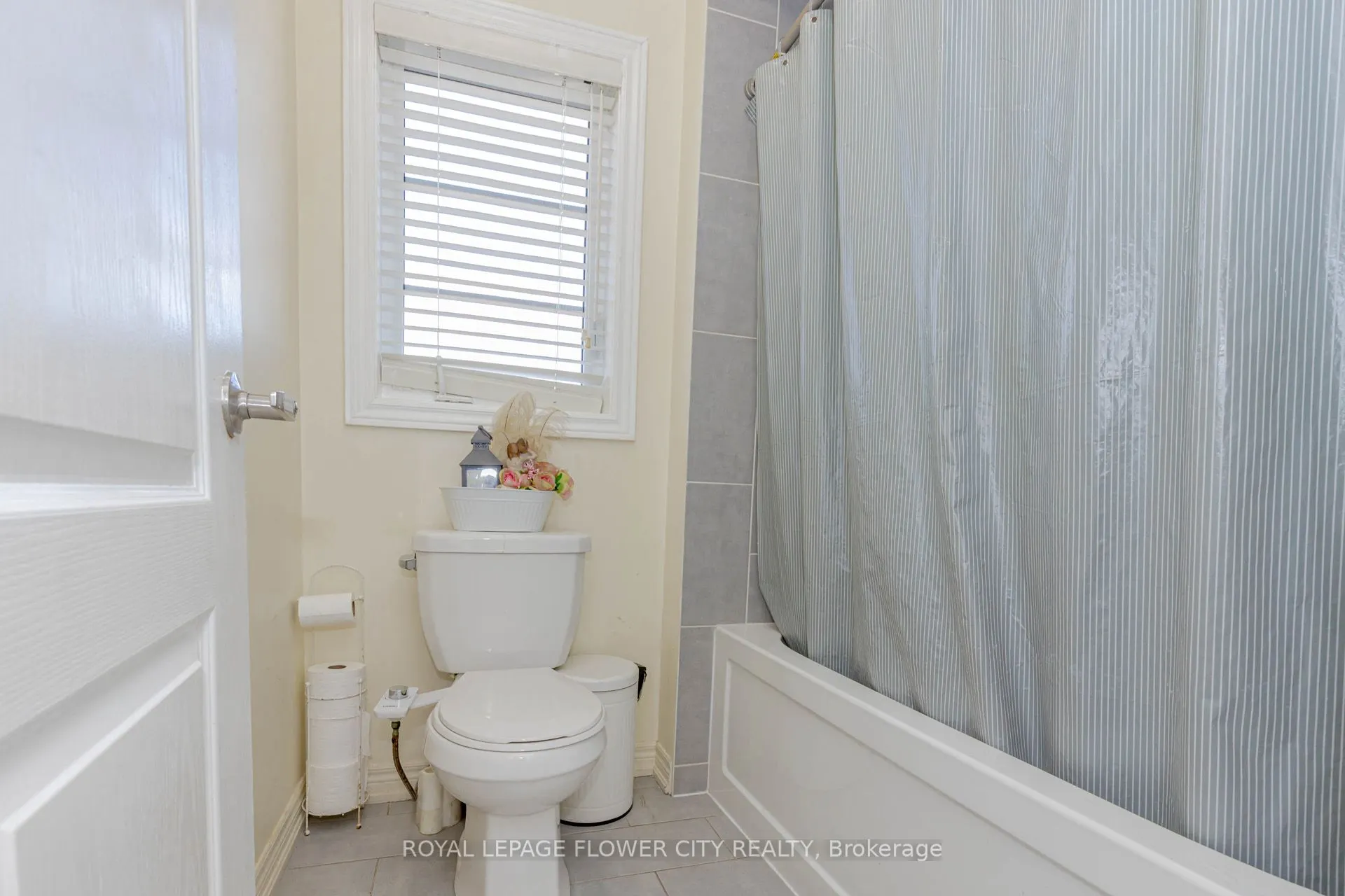 49 Squire Ellis Drive