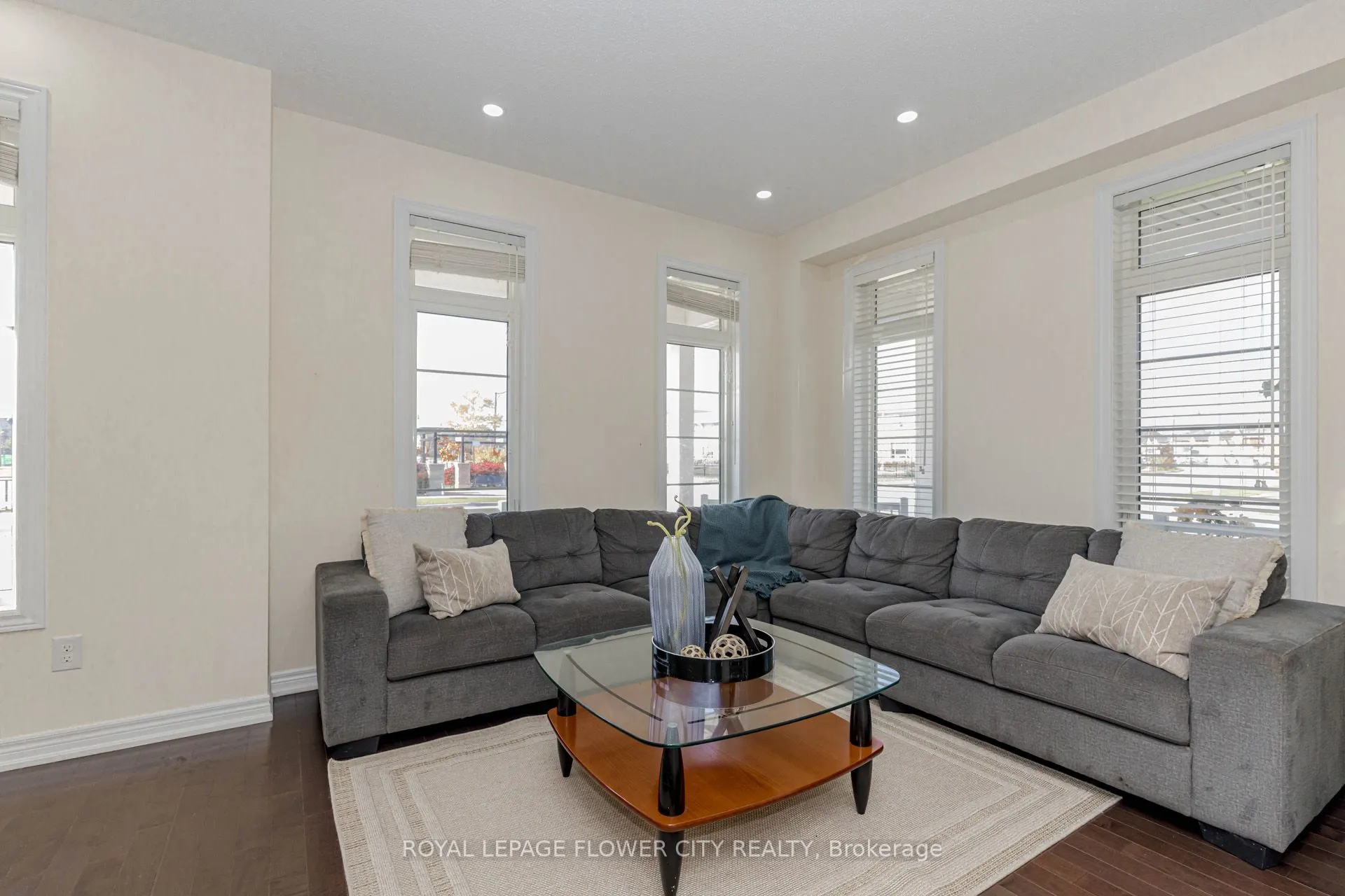 49 Squire Ellis Drive