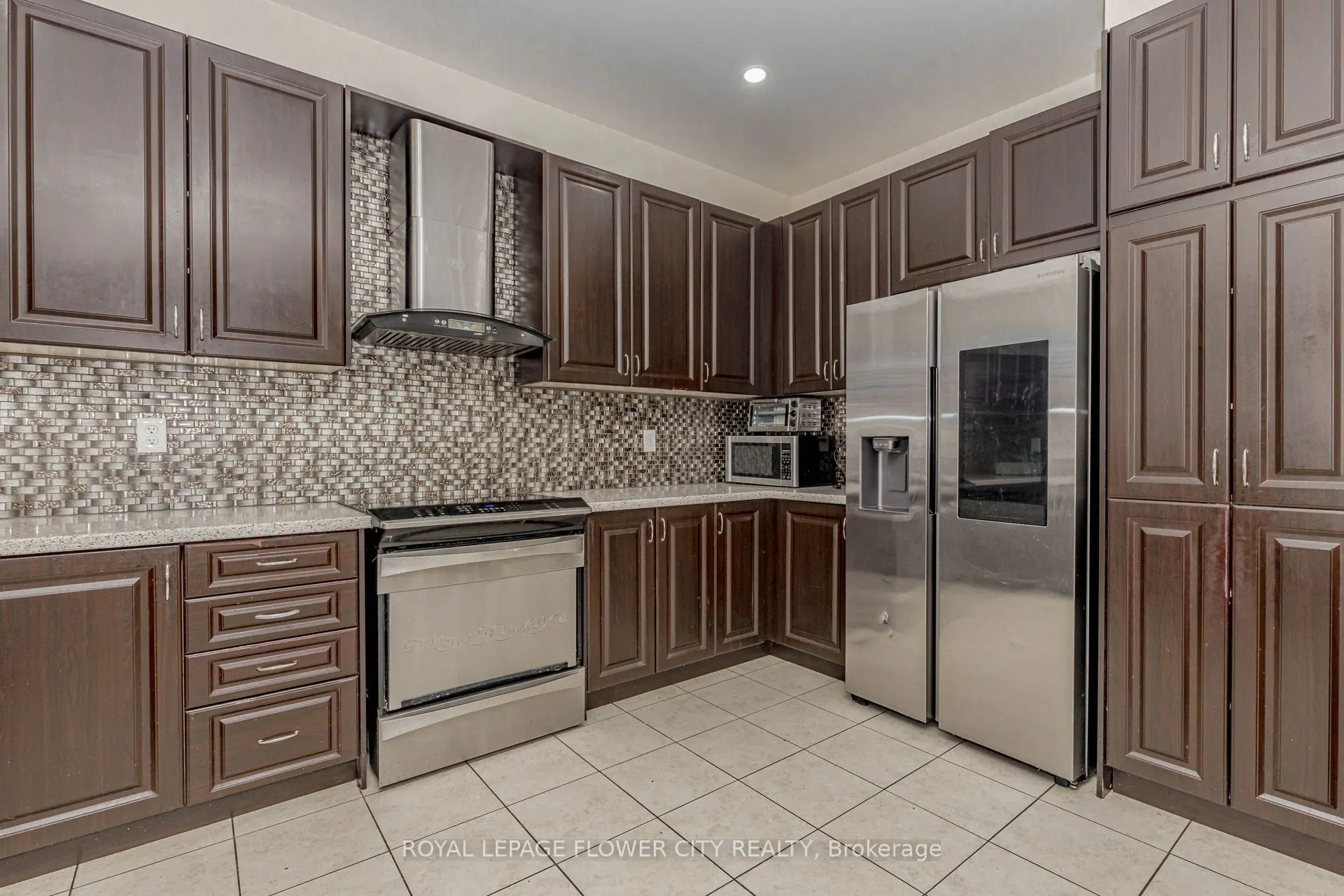 49 Squire Ellis Drive