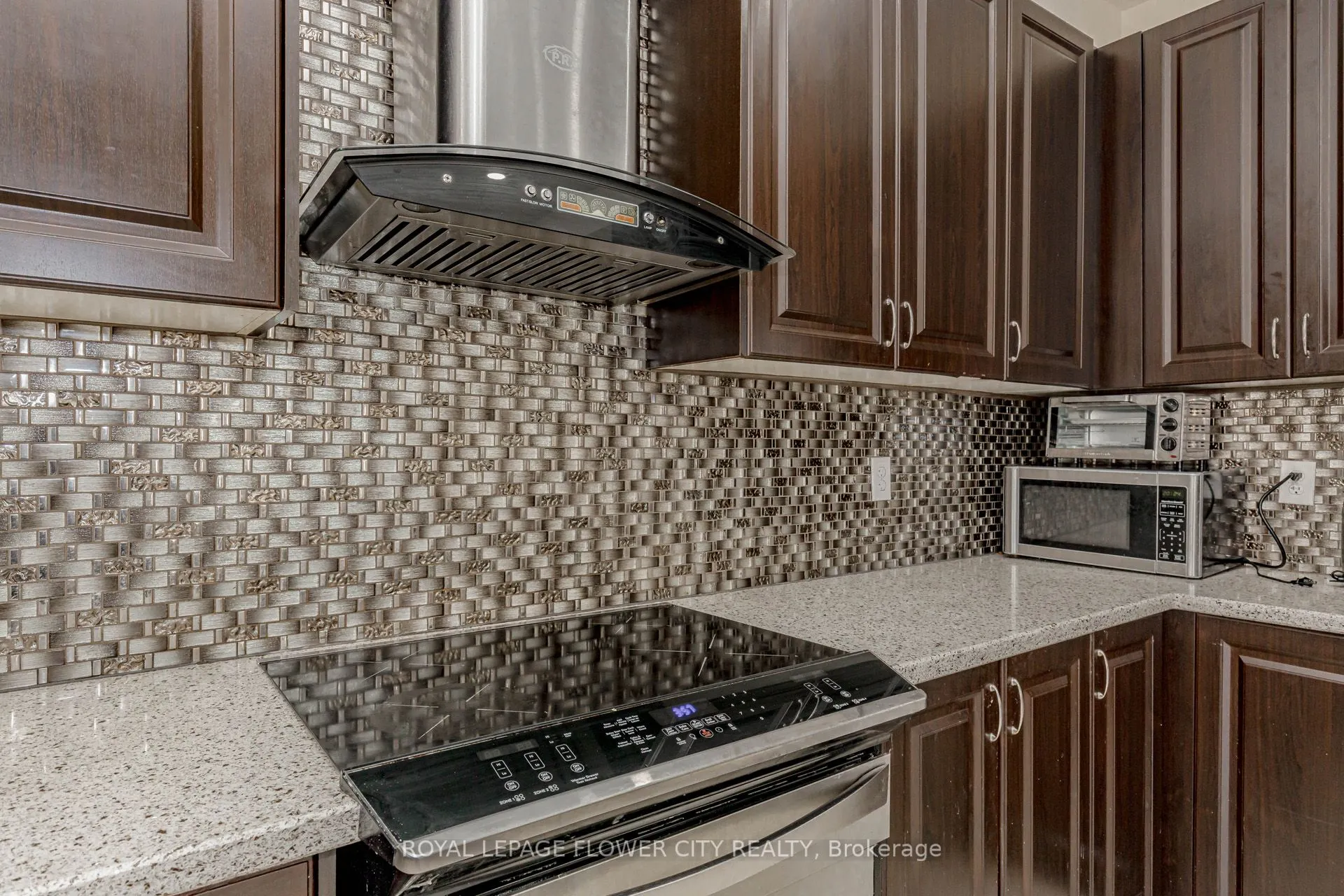 49 Squire Ellis Drive