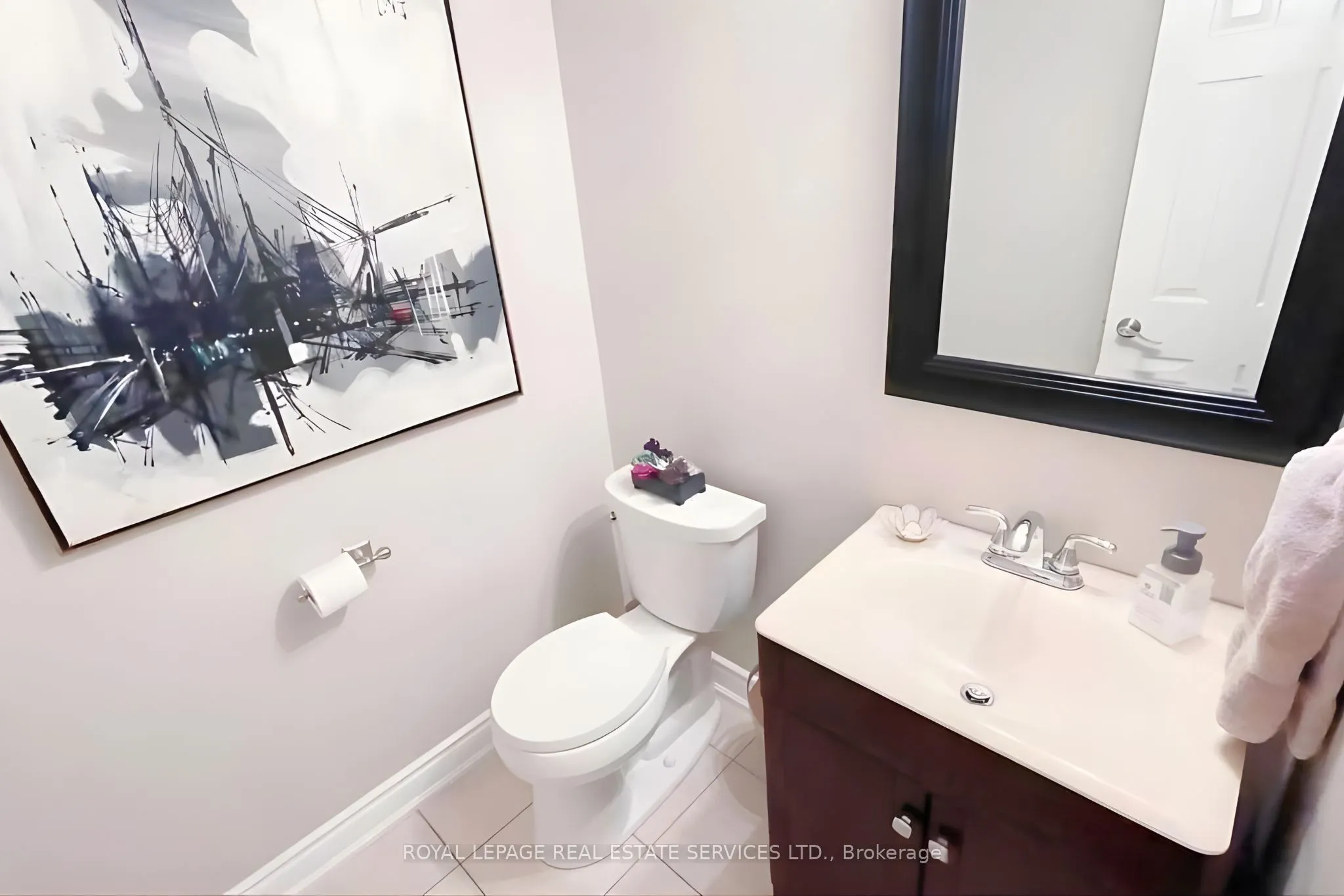 2384 Hollybrook Drive