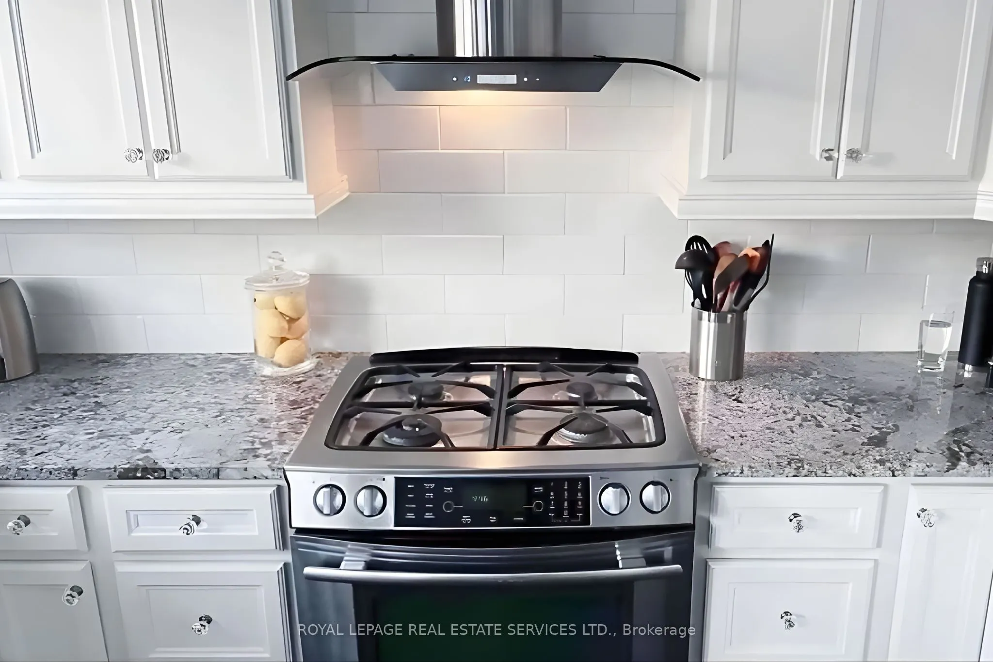 2384 Hollybrook Drive