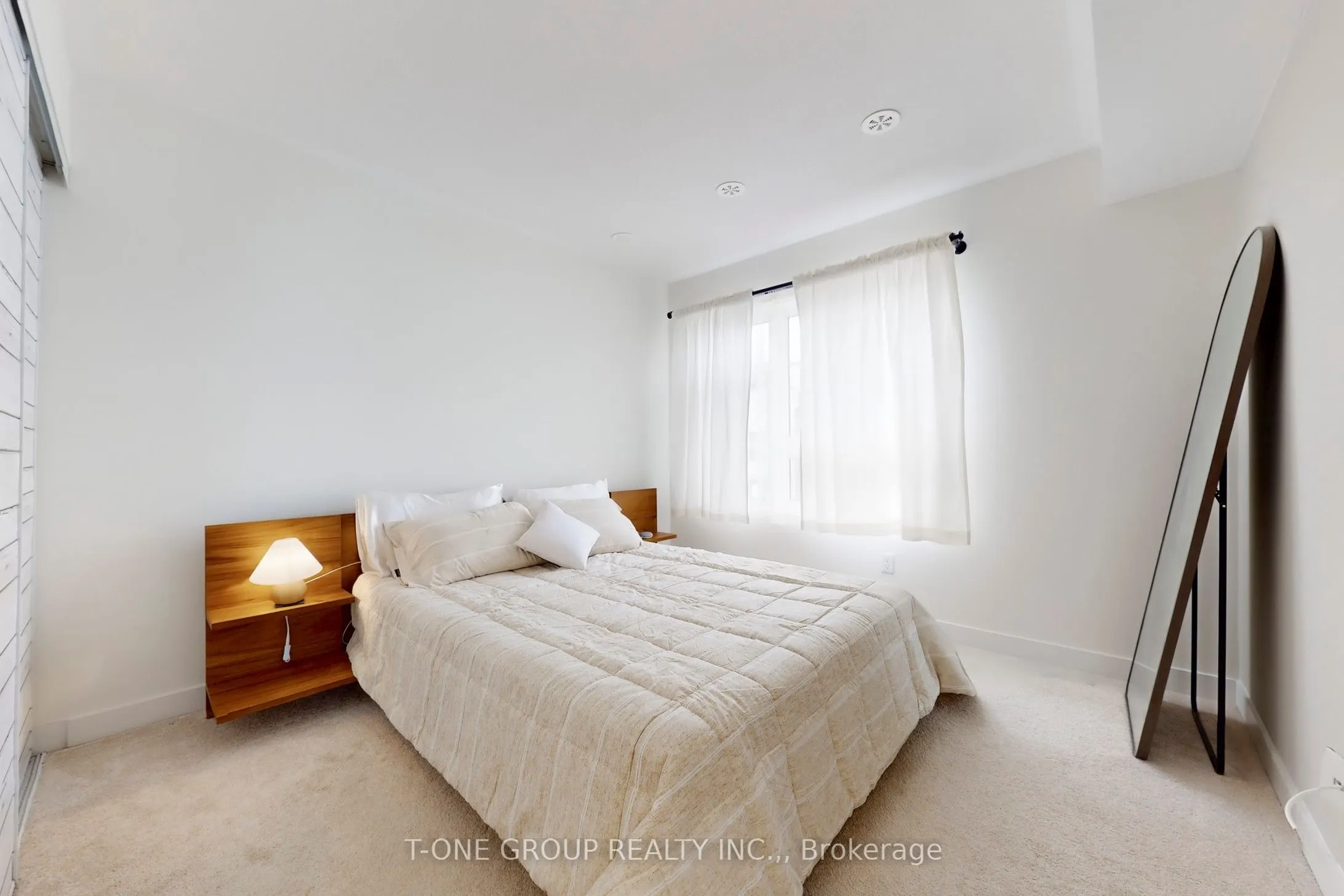 1121 Cooke Boulevard, #42