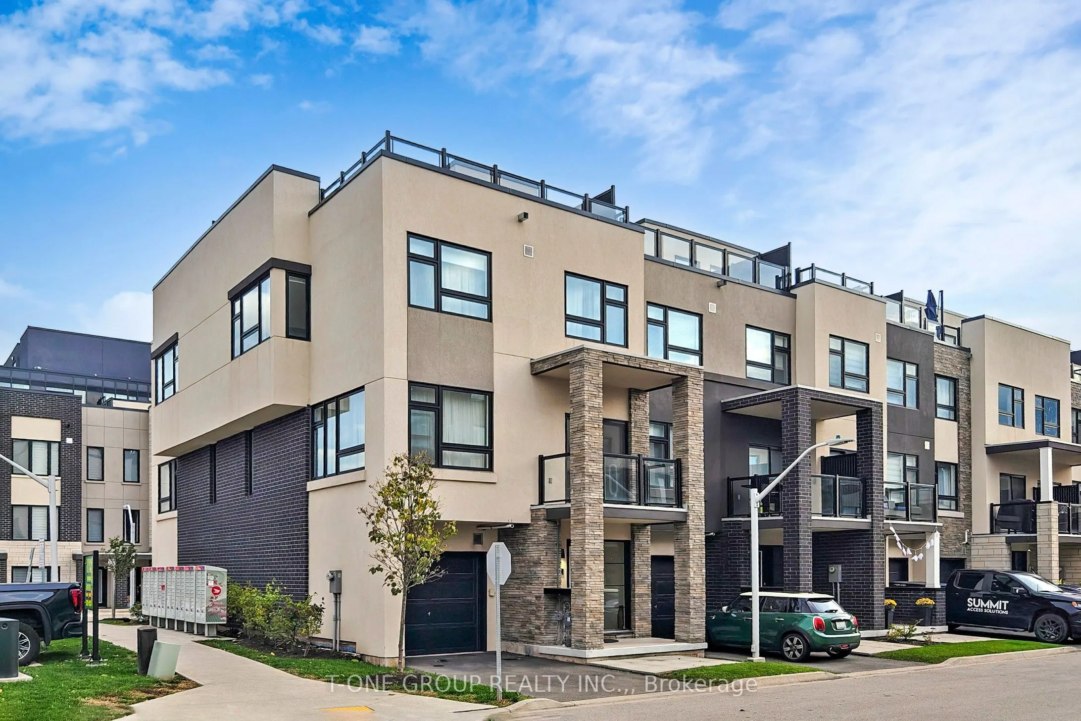 1121 Cooke Boulevard, #42