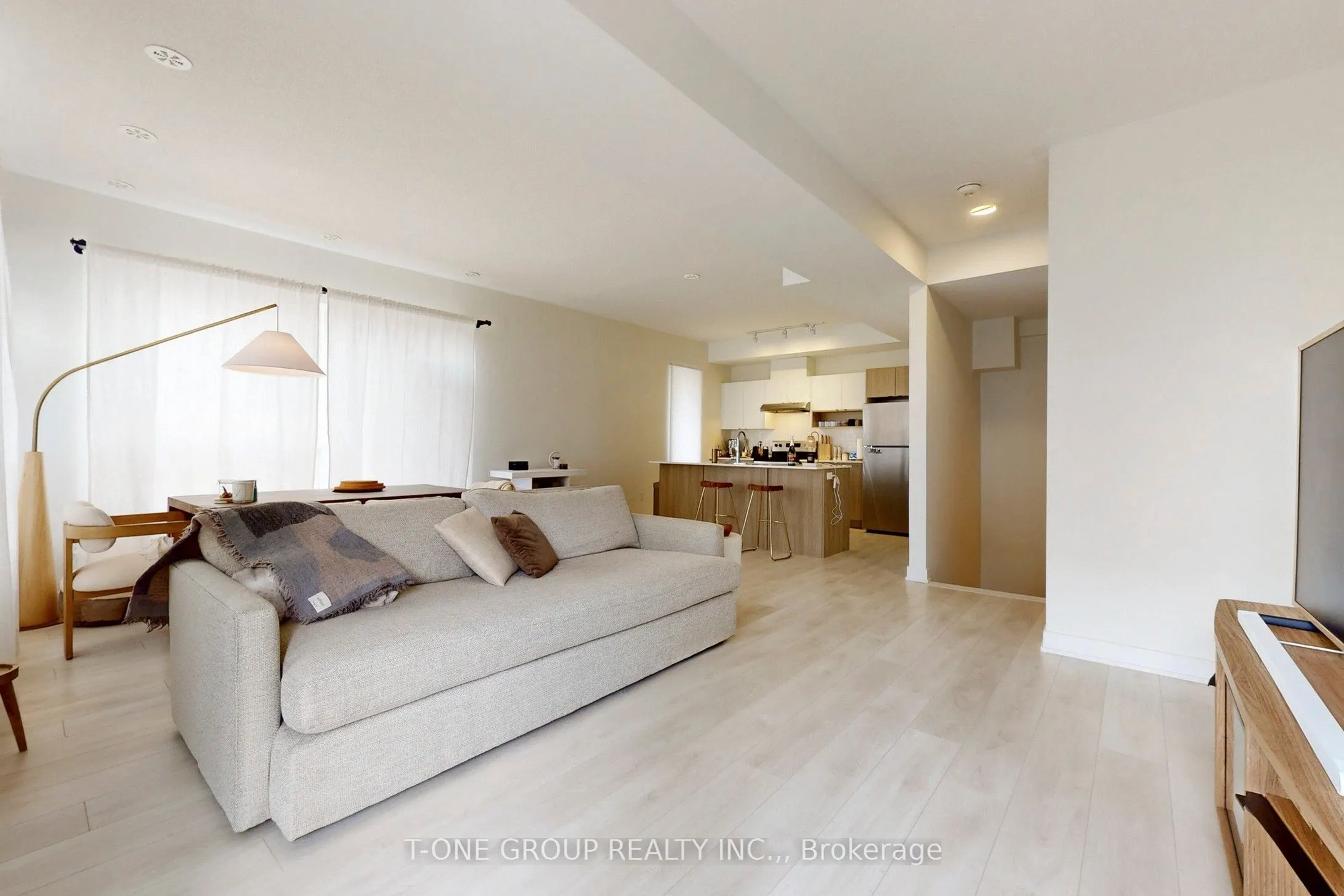 1121 Cooke Boulevard, #42