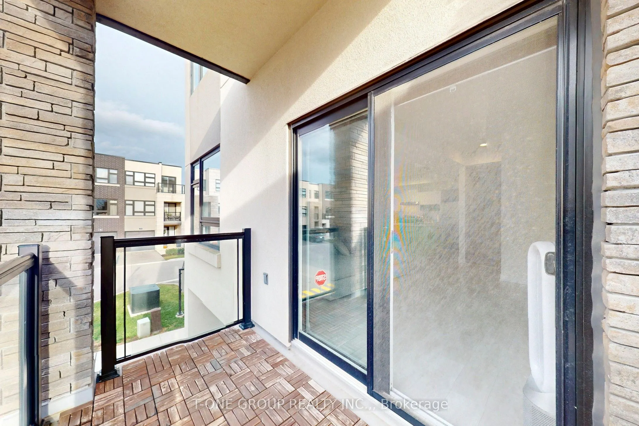 1121 Cooke Boulevard, #42