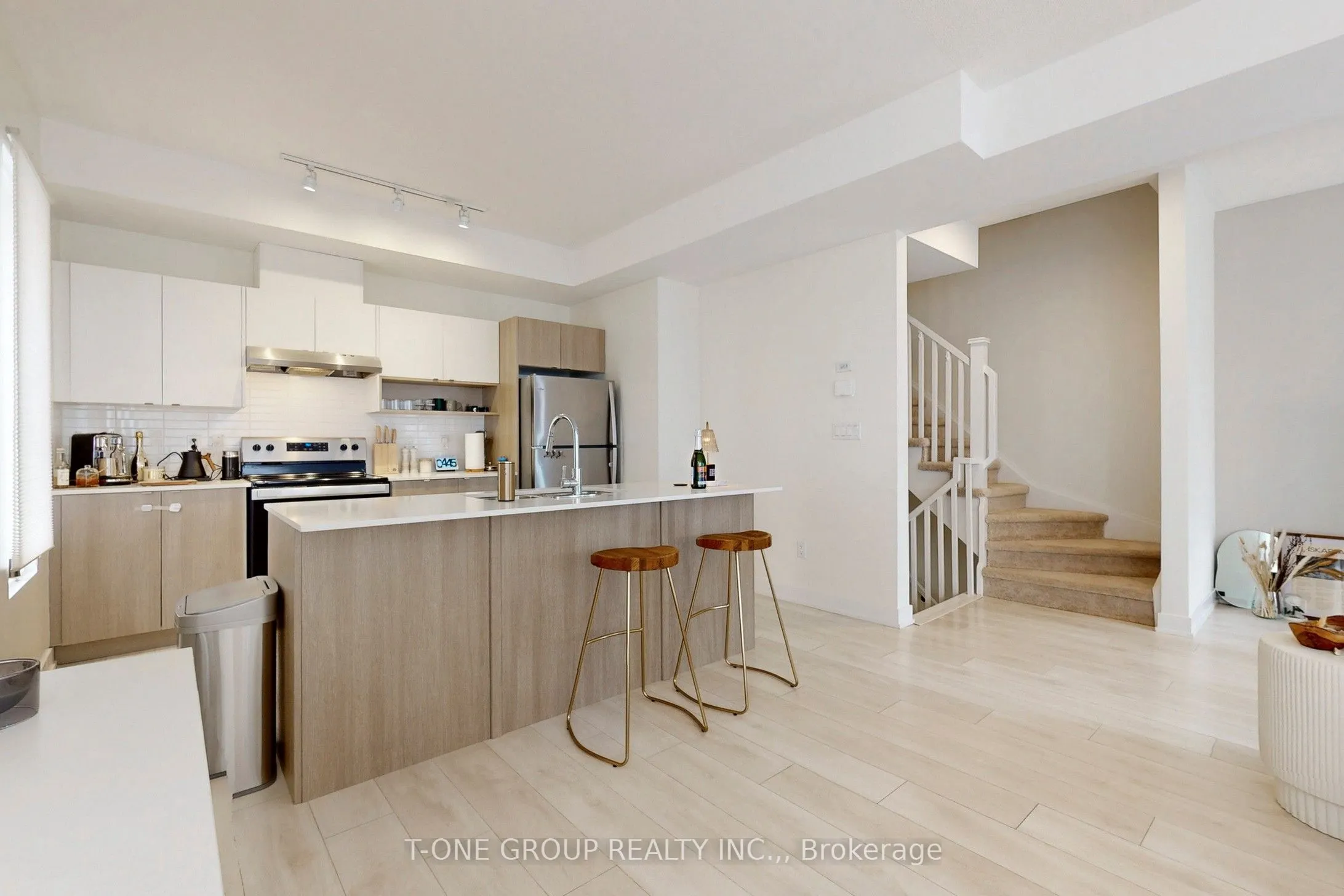 1121 Cooke Boulevard, #42