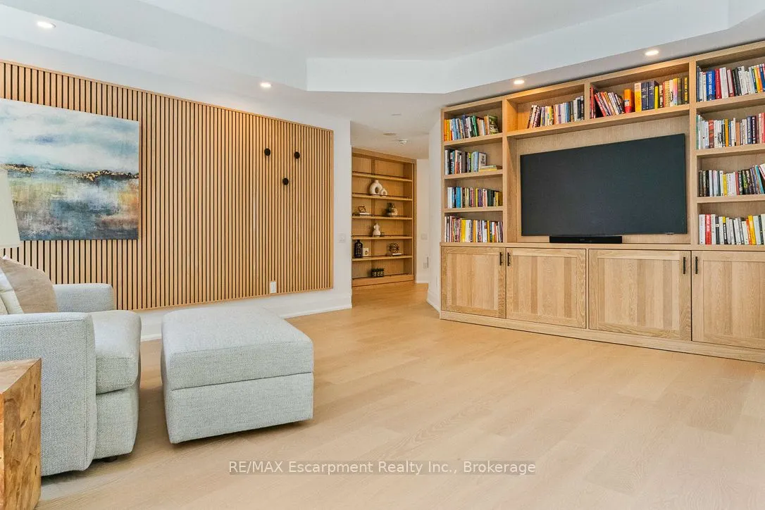 40 Old Mill Road, #103