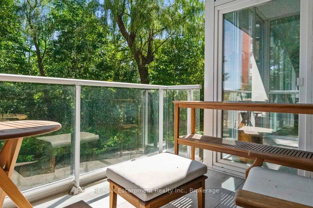 40 Old Mill Road, #103