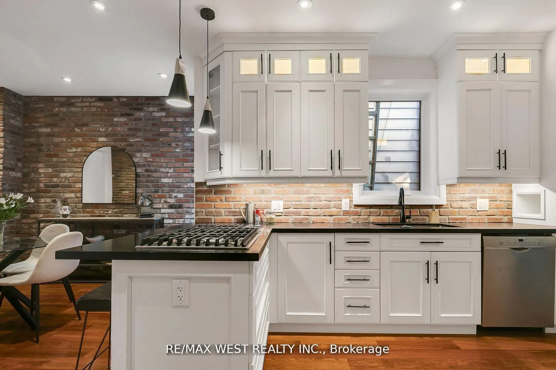 414 Clendenan Avenue