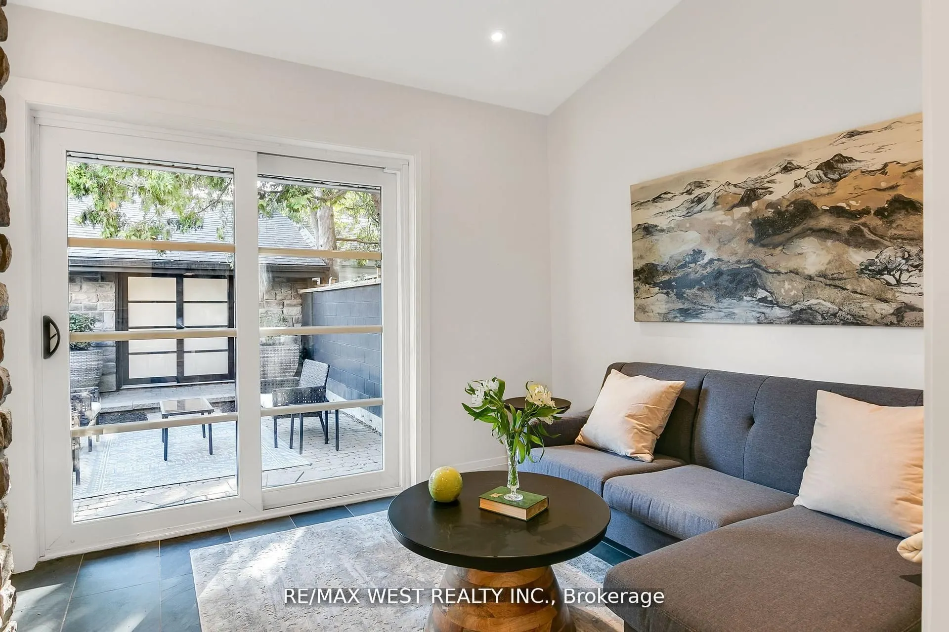 414 Clendenan Avenue