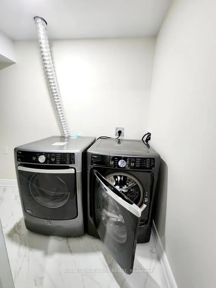 1299 Laurier Avenue, #Basement